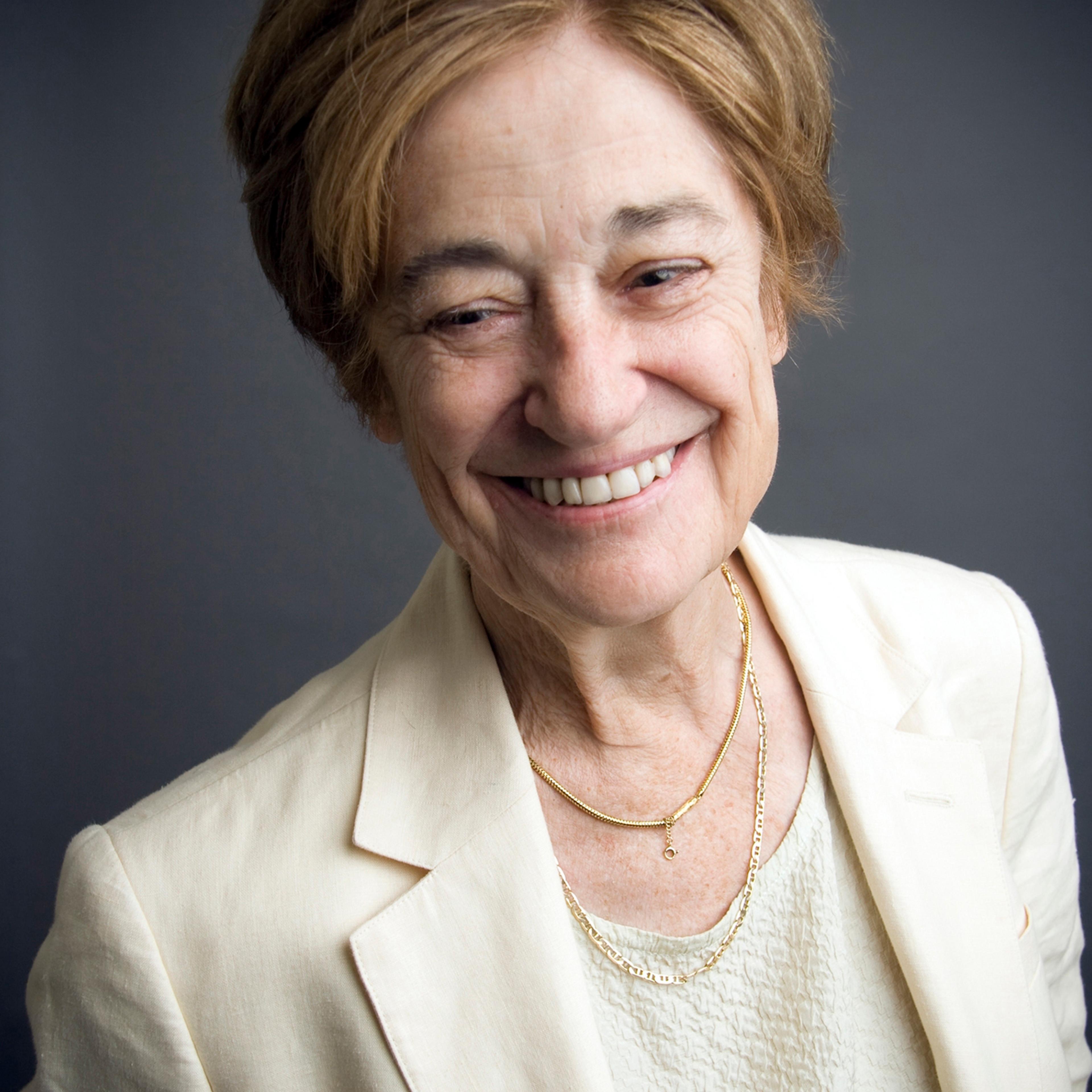 Book editor Alice Mayhew, who died on Feb. 4 at 87, helped create the nonfiction genre of the blockbuster Washington insider tale.