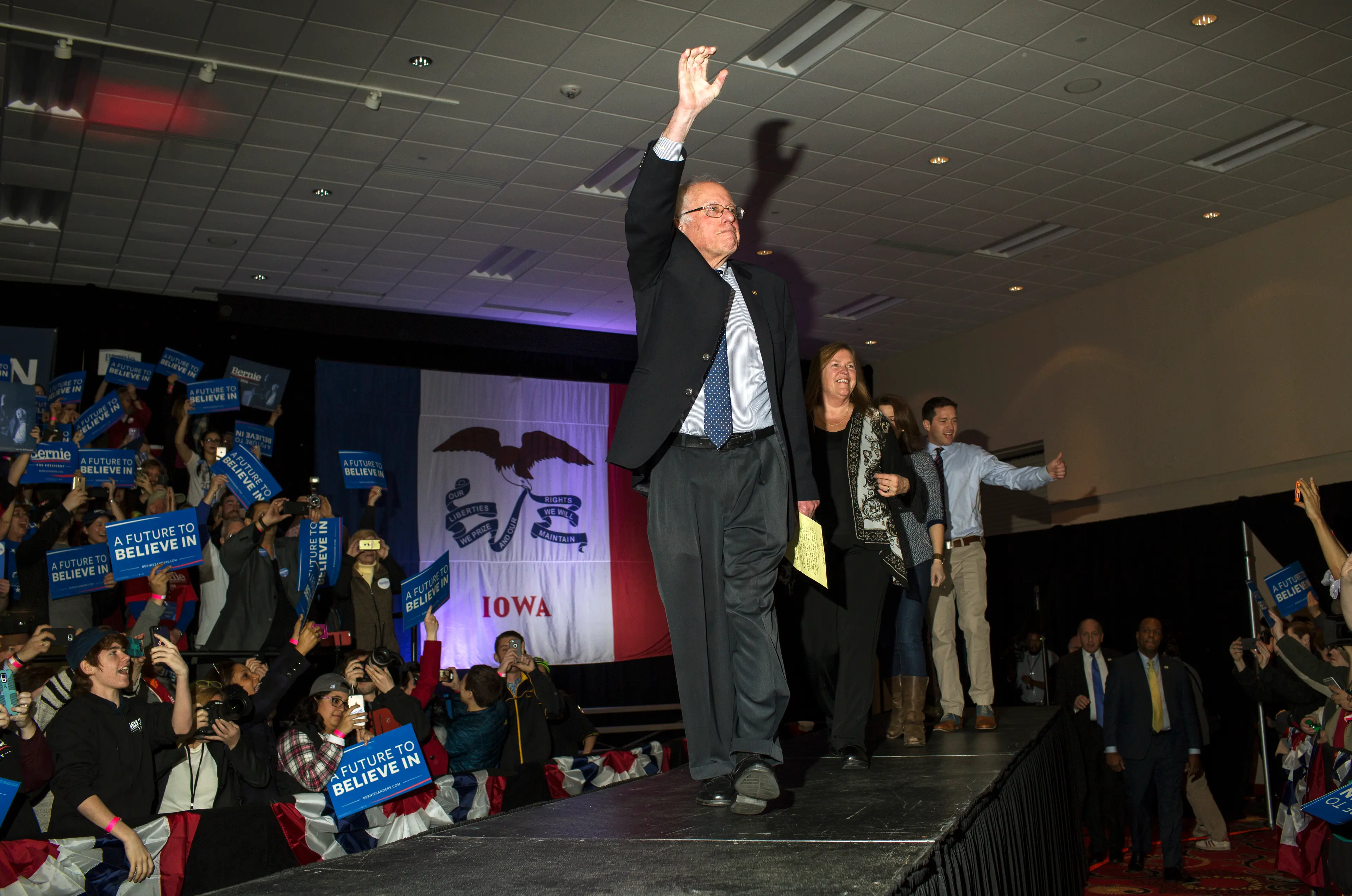 Iowa Rally Bernie Iowa Caucuses: Inside Bernie Sanders' Iowa Party