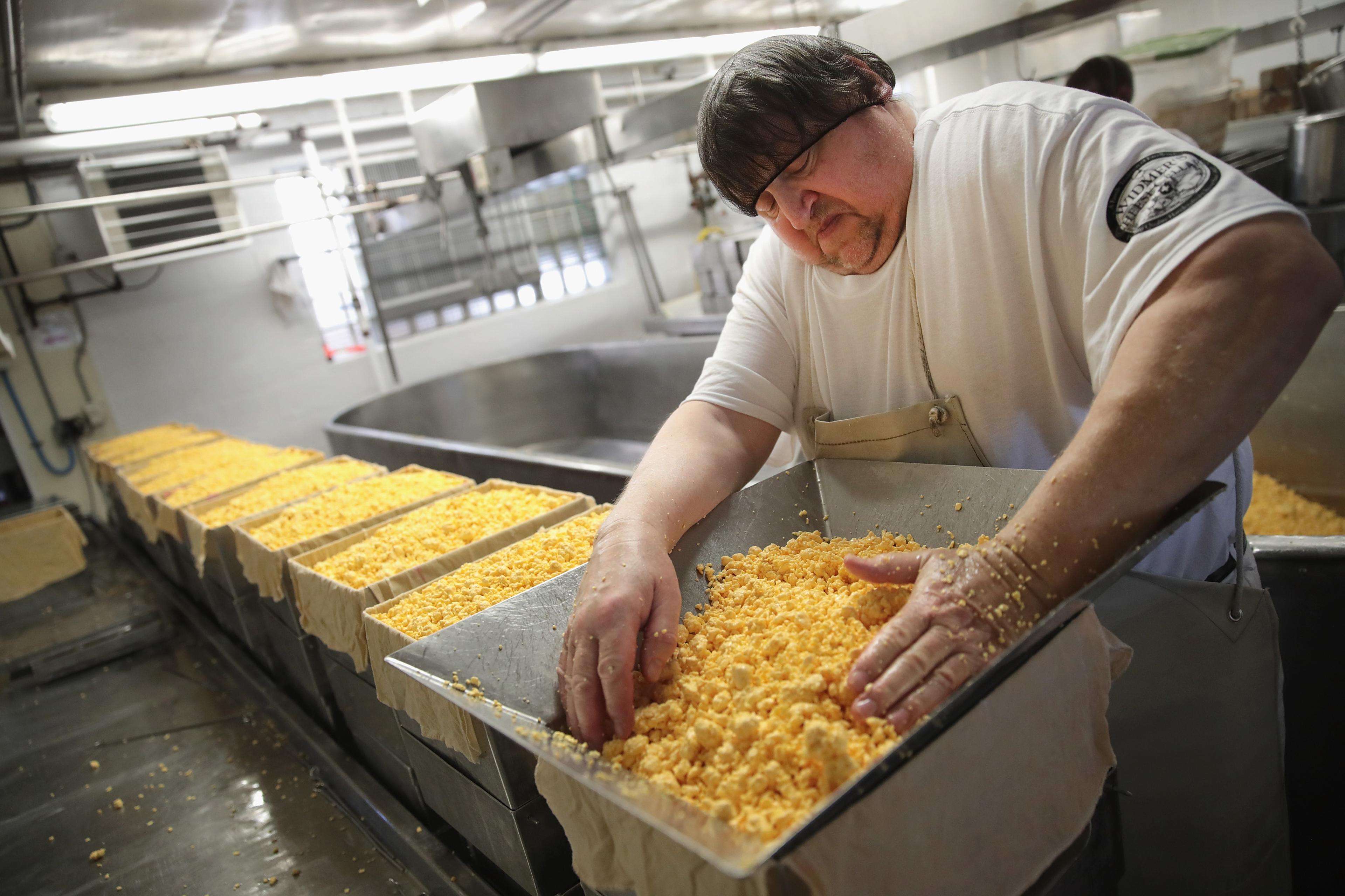 America Faces Surplus Of Cheese With Record Dairy Production