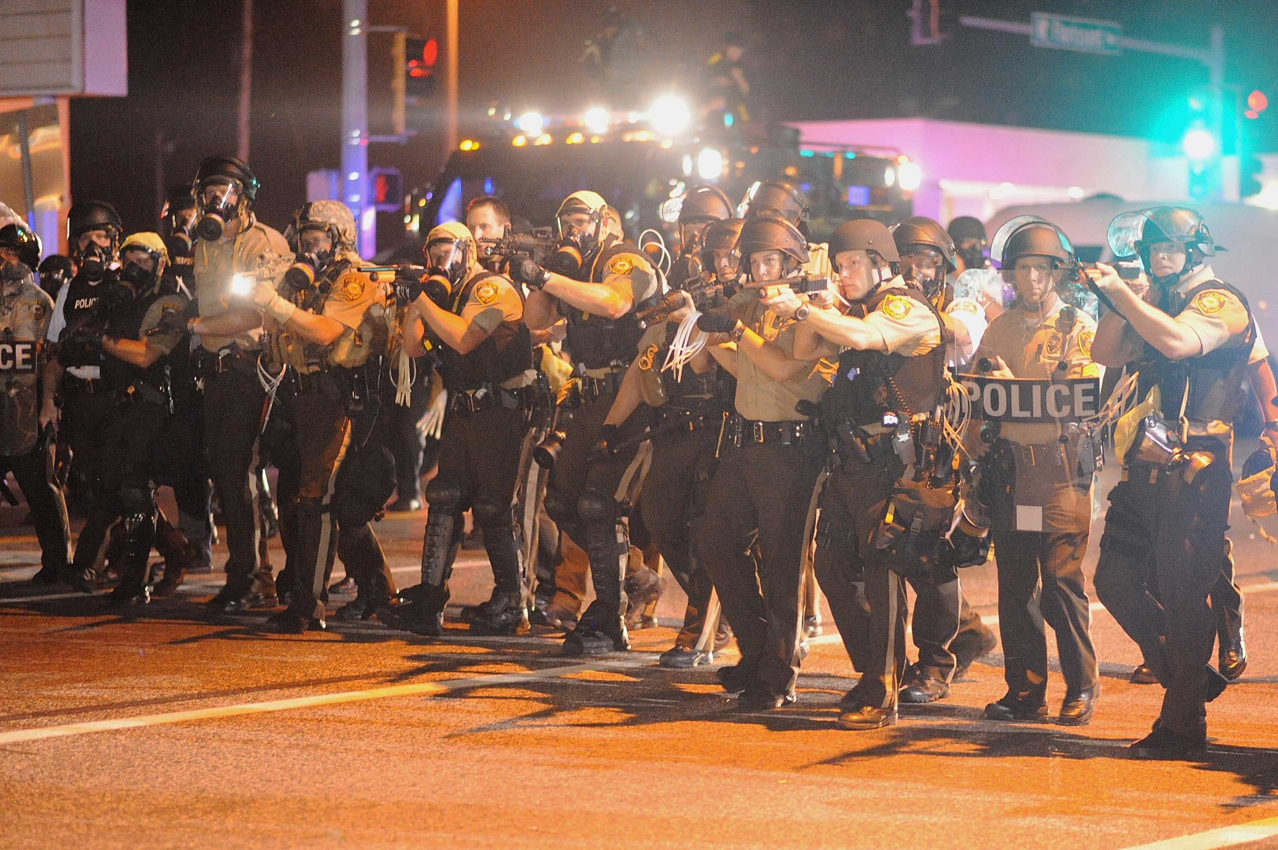 US-CRIME-RACE-POLICE-SHOOTING