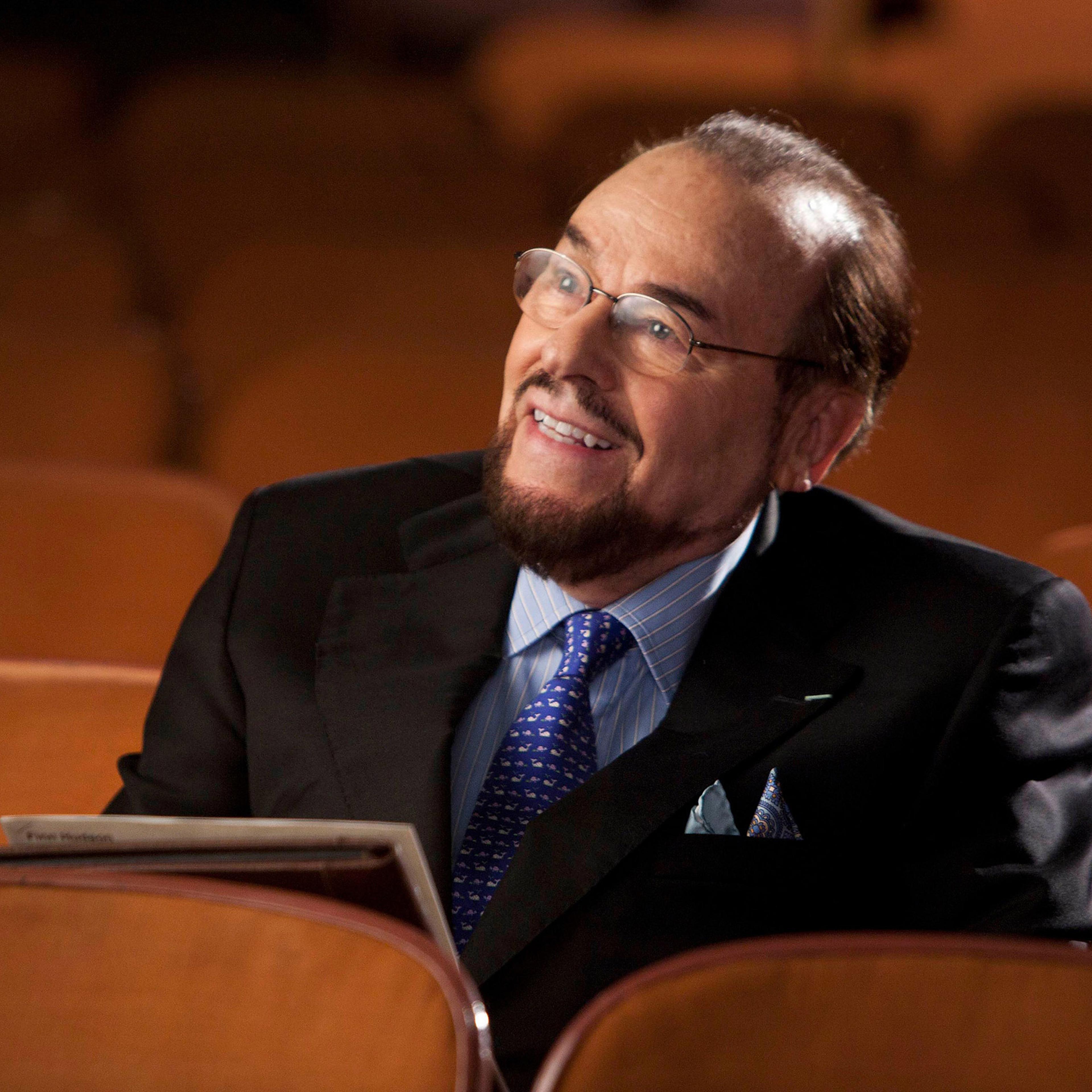James Lipton guest-stars as himself in the "Goodbye" season finale episode of GLEE airing May 22, 2012