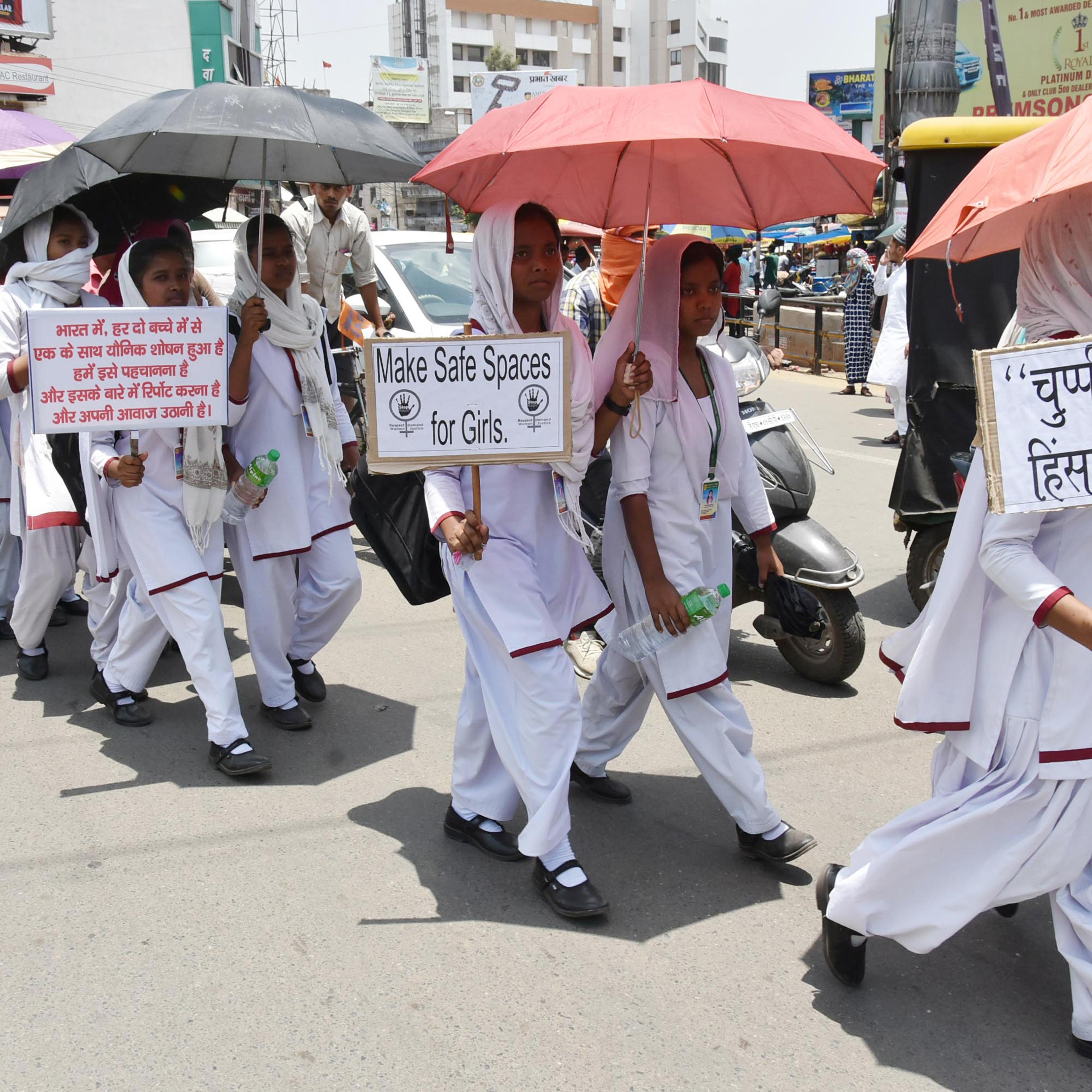 TOPSHOT-INDIA-WOMEN-RAPE-CRIME