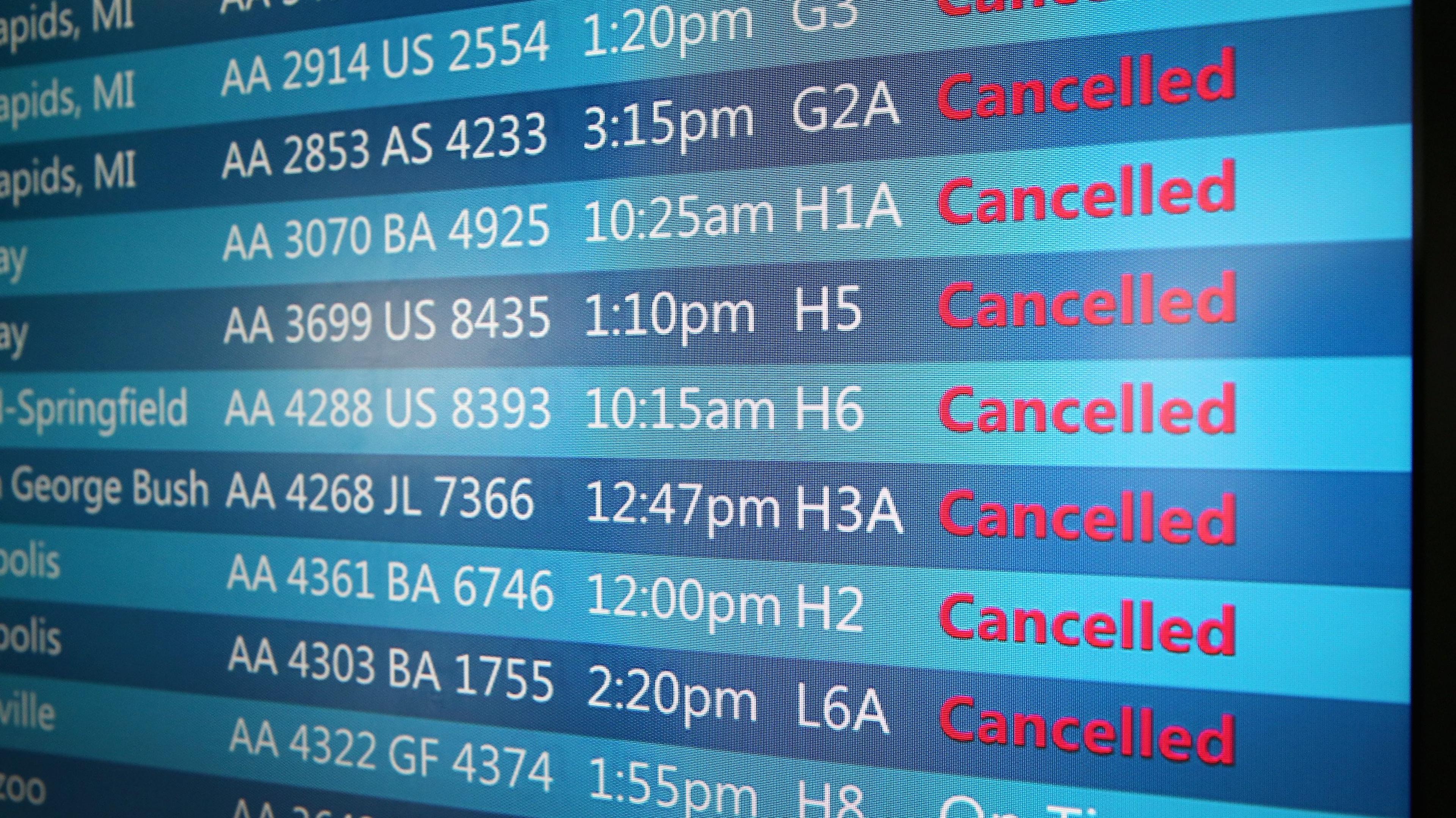 Air File Chicago FAA Says Chicago Air Facility Will Be Back to Normal in Mid-October