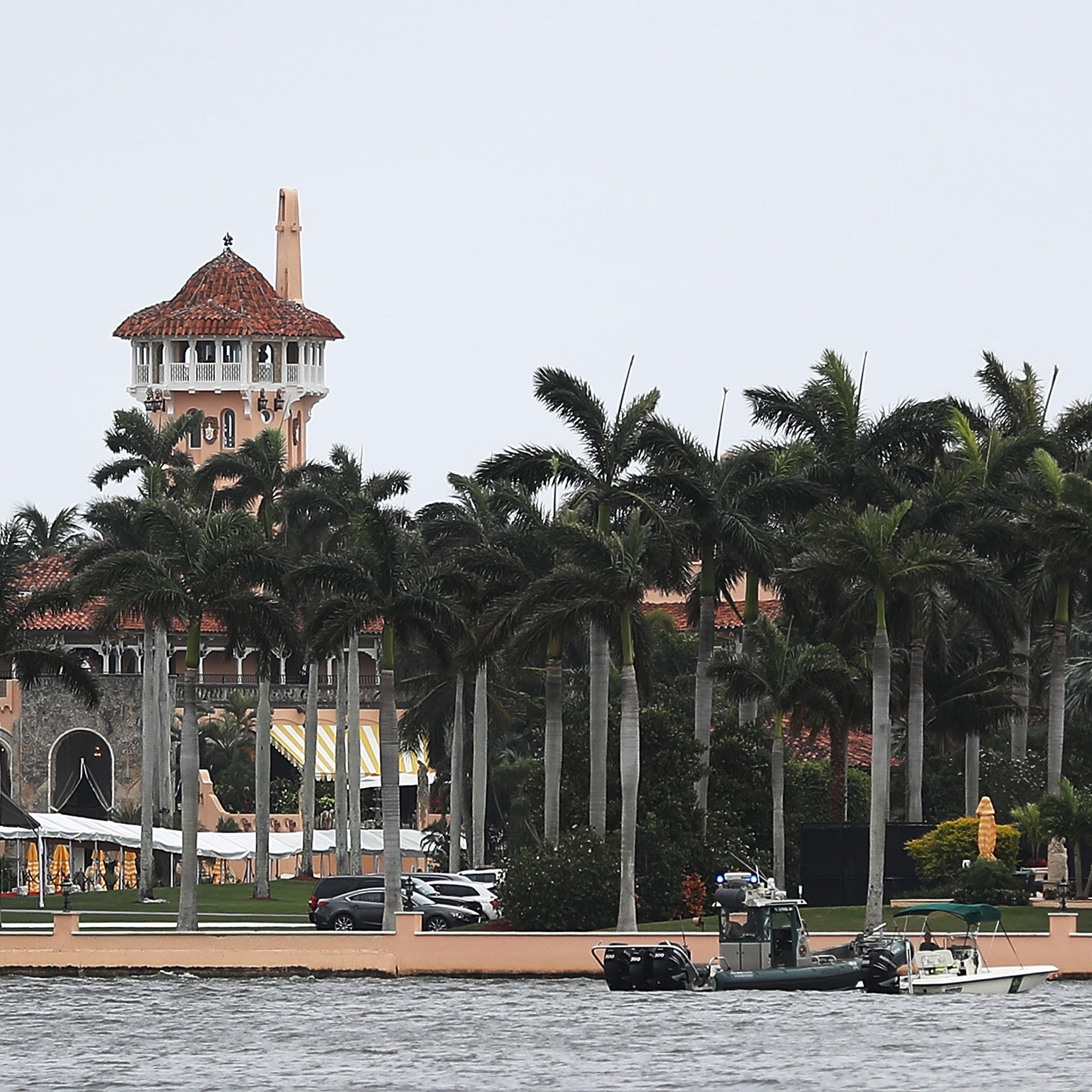 Chinese President Xi Jinping Arrives To West Palm Beach For Visit With President Trump
