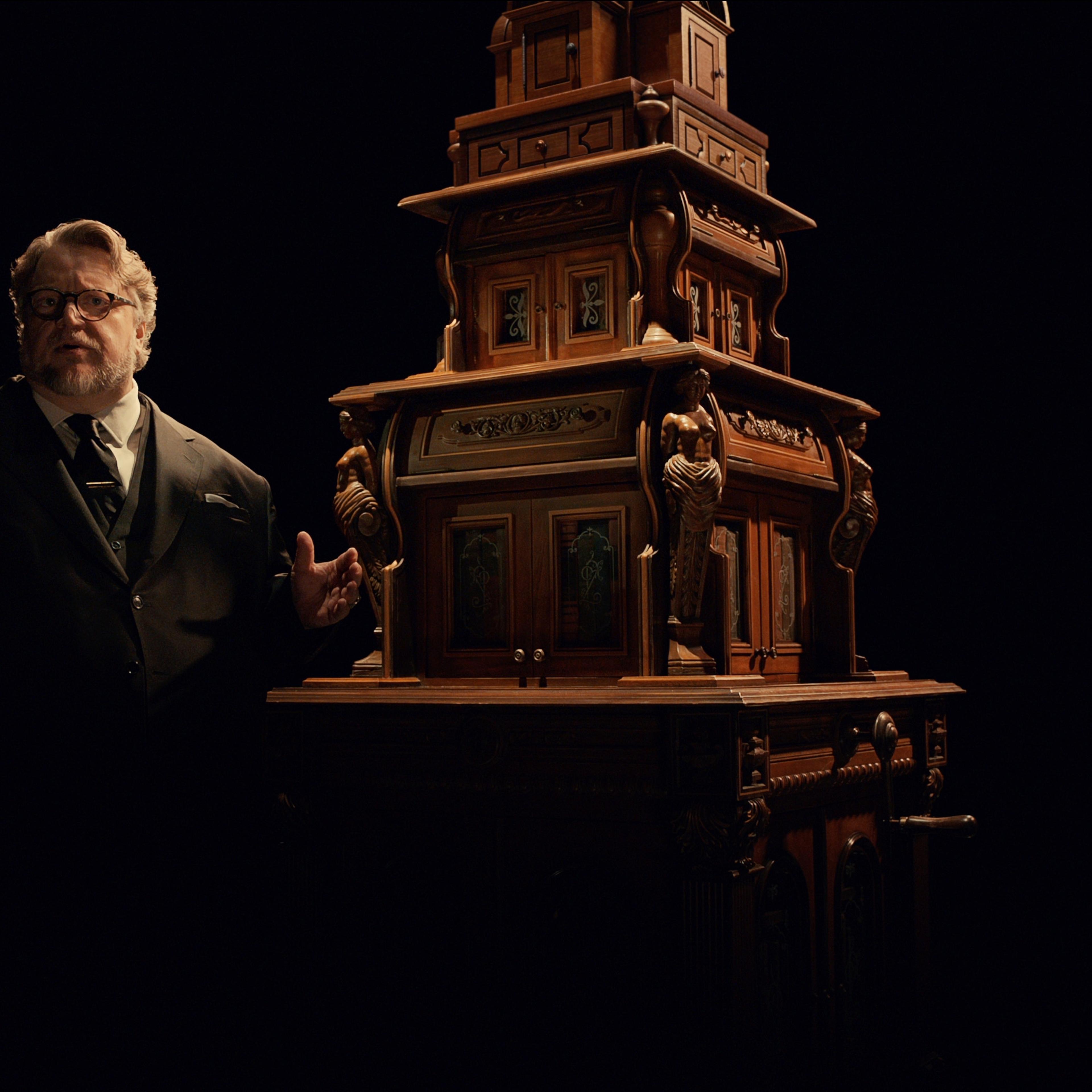 Guillermo del Toro's Cabinet Of Curiosities. Executive Producer Guillermo del Toro in episode “Lot 36” of Guillermo del Toro's Cabinet Of Curiosities. Cr. Courtesy Of Netflix © 2022