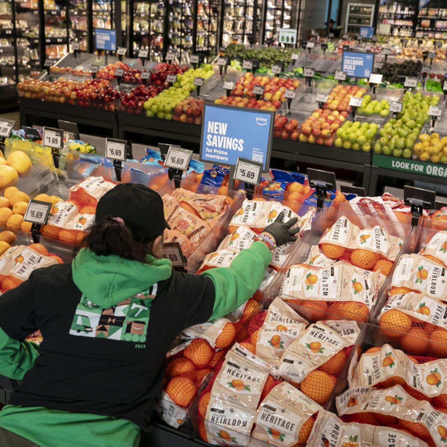 Inside An Amazon Fresh Store As Amazon Expands Grocery Delivery