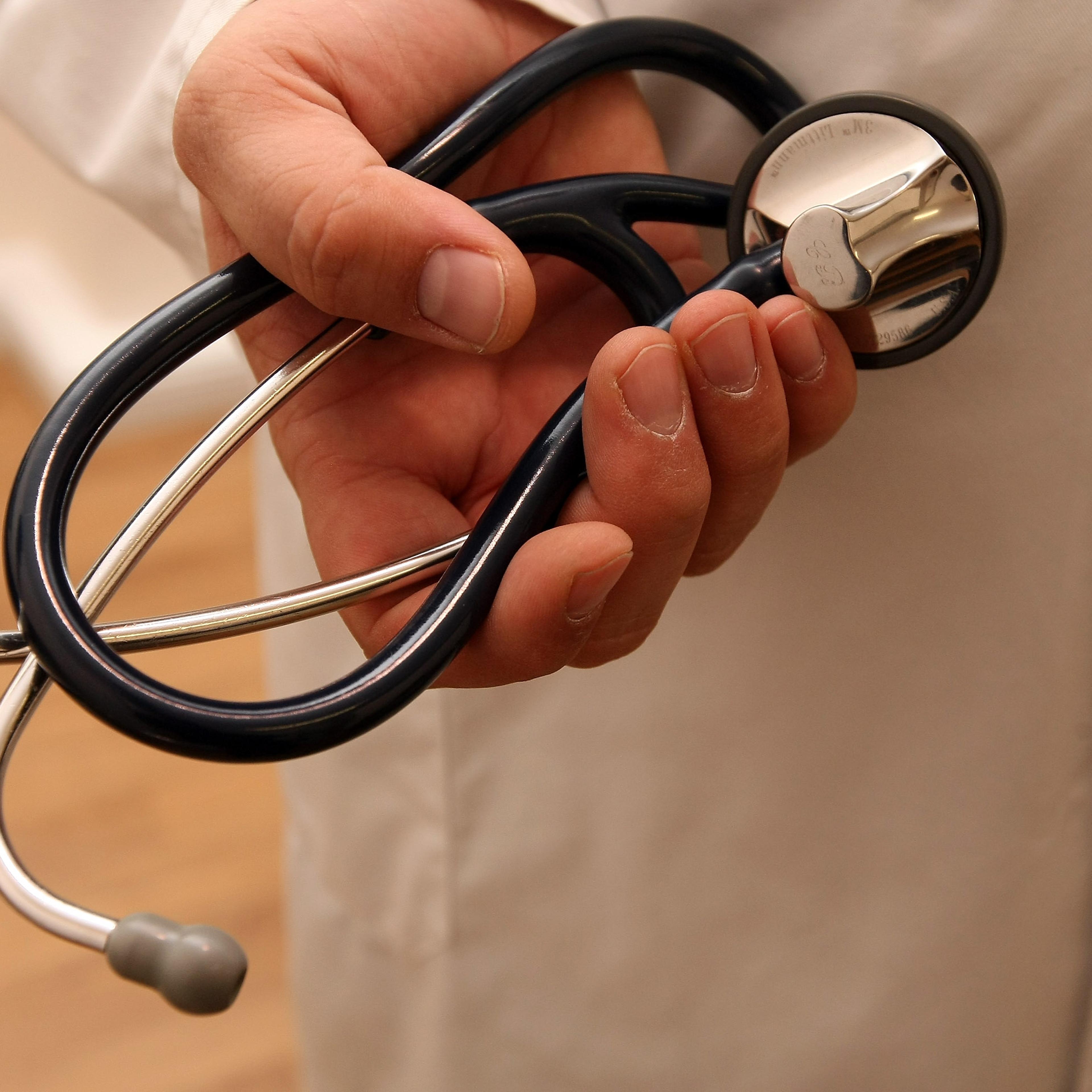 Doctors Seek Higher Fees From Health Insurers