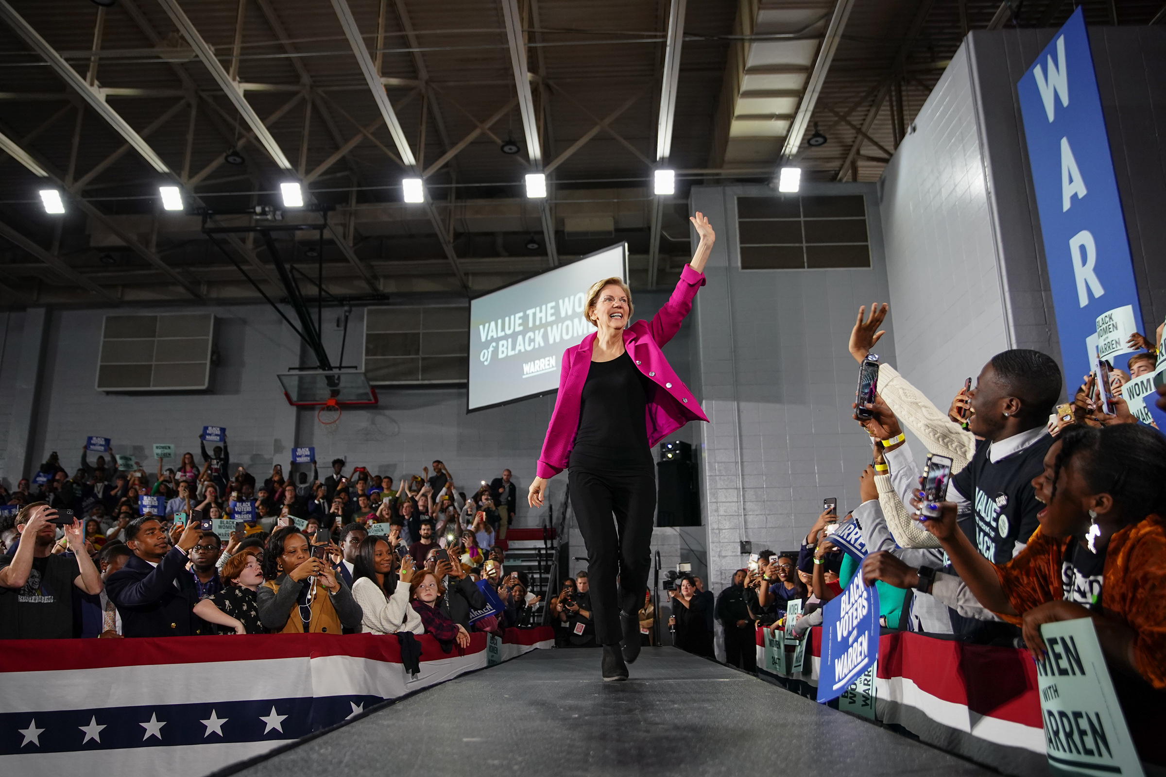 Democratic Presidential Candidate Elizabeth Warren Speaks At Clark Atlanta University