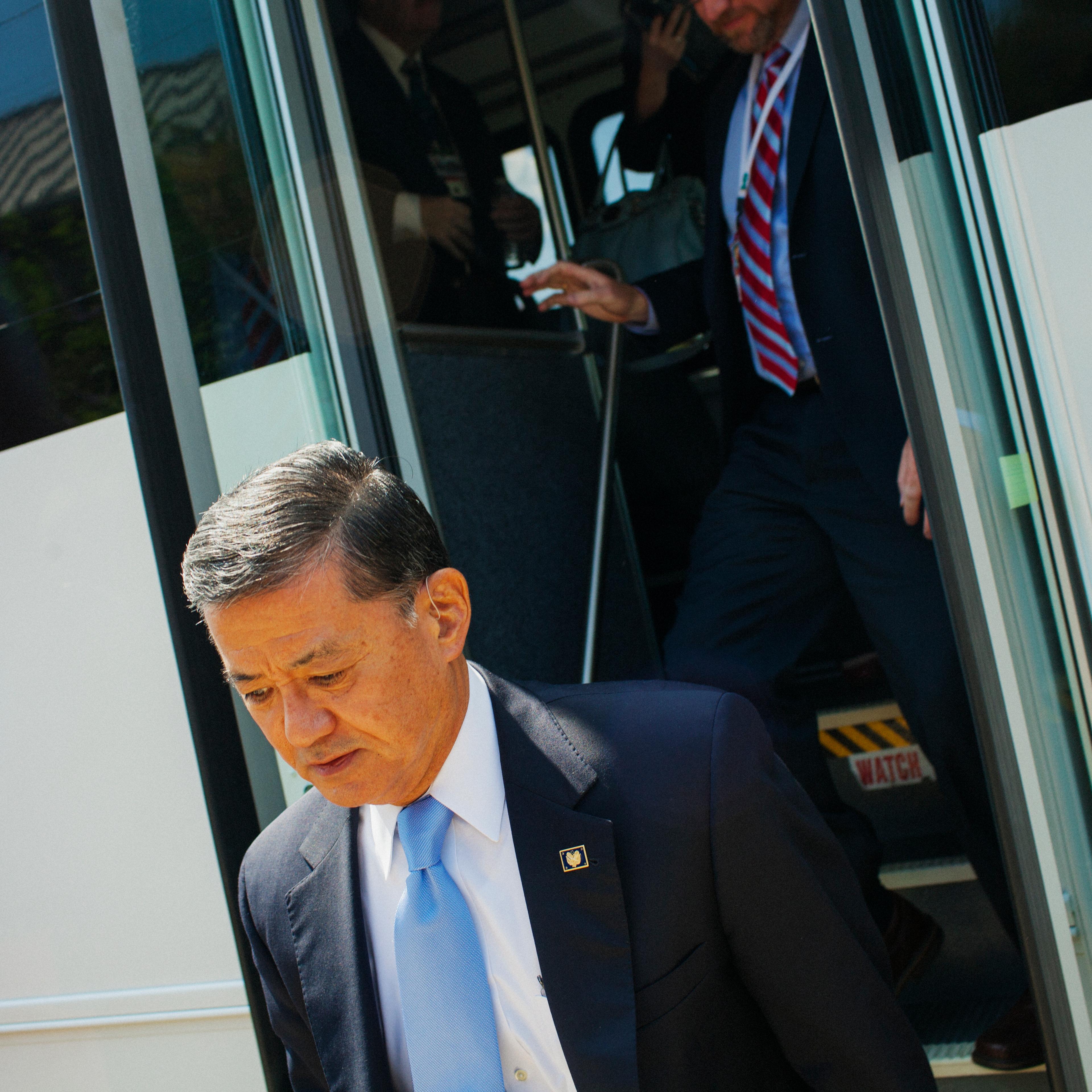 Secretary of Veterans Affairs, Eric K. Shinseki Tours VA Medical Center-Hampton, in Hampton, Virginia