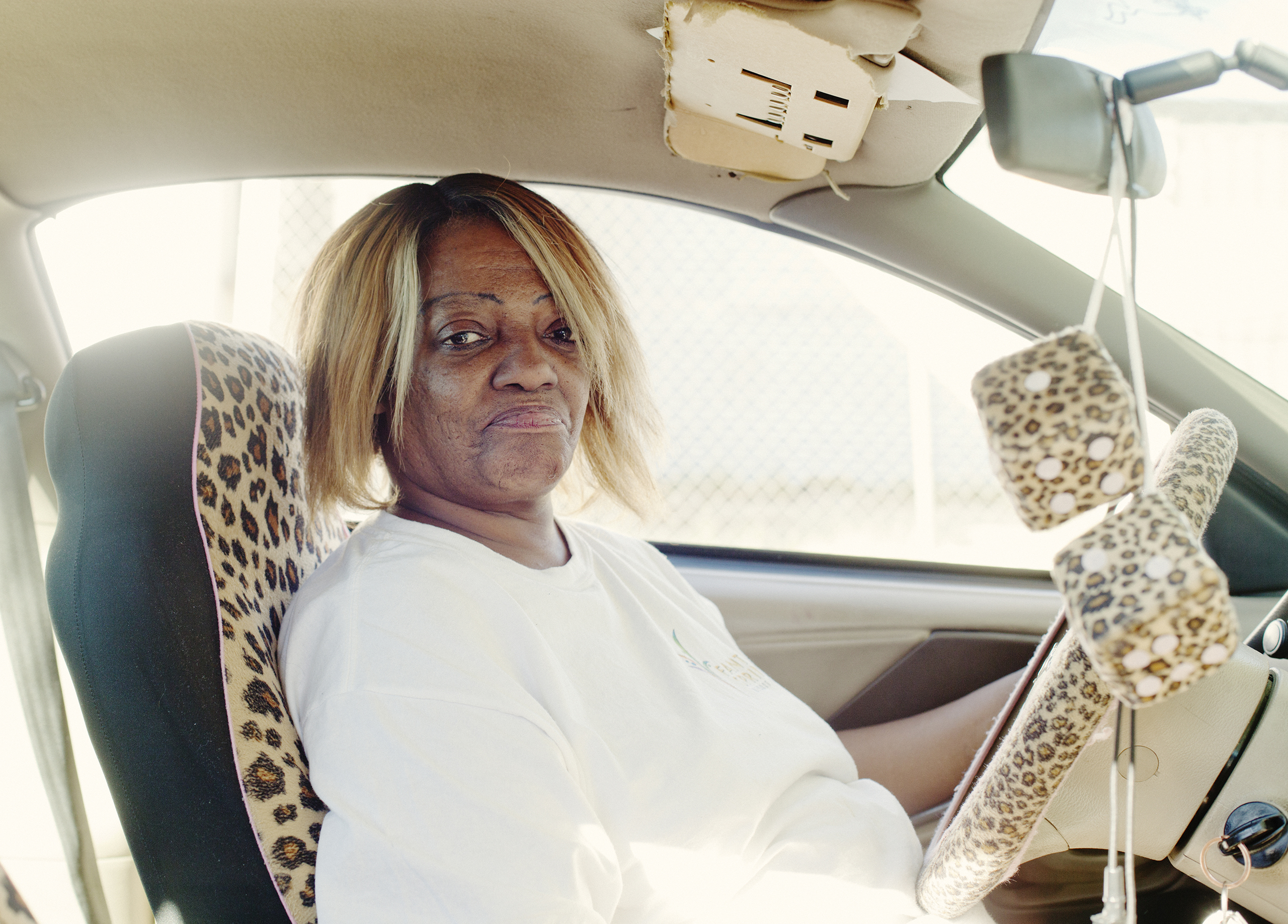 San Andreas Fault, California: Gwen in leopard car, Desert Hot Springs.Photo: Knut Egil Wang/Moment/Institute