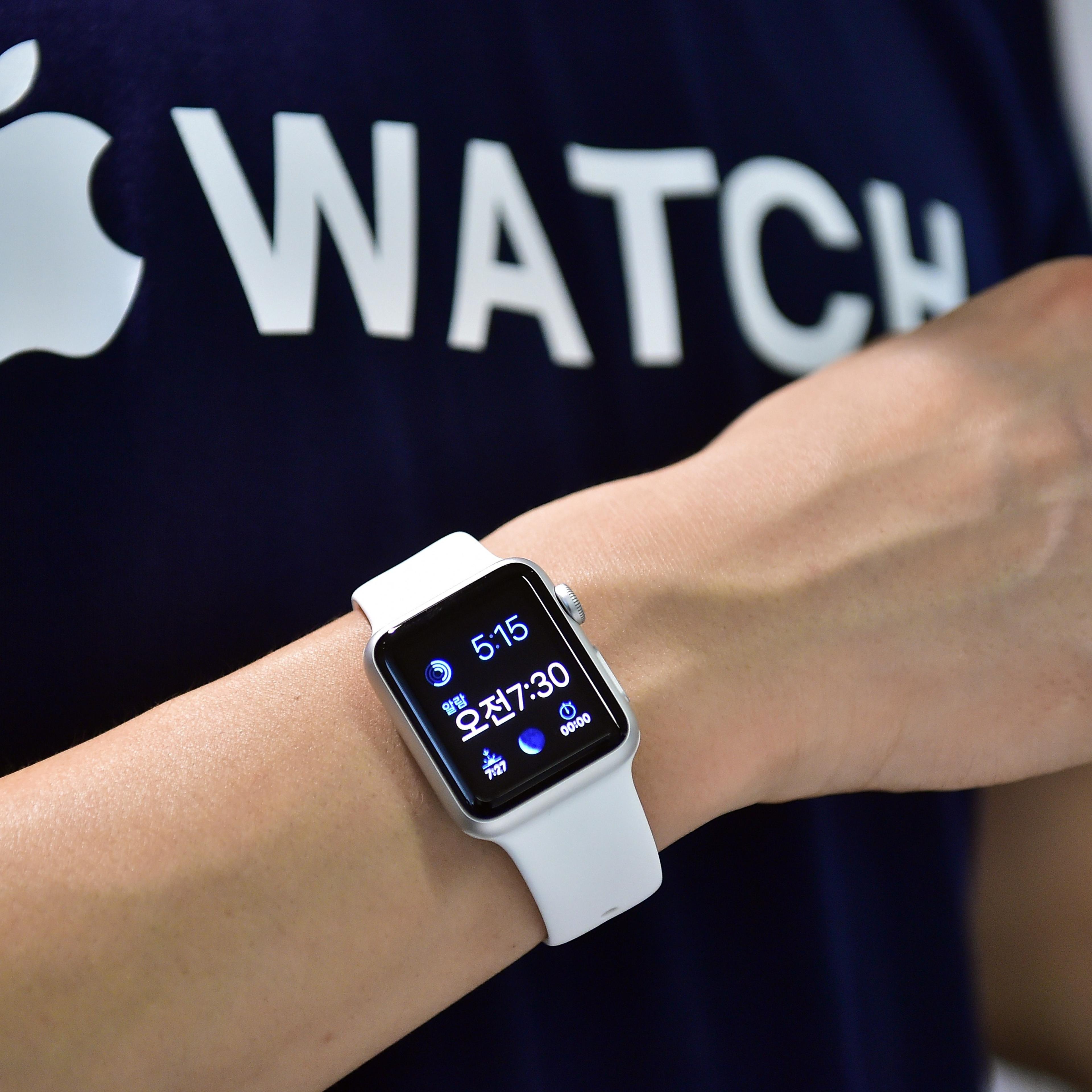 SKOREA-APPLE-SMARTWATCH