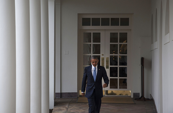 U.S. President Barack Obama walks from the Oval Office at the White House in Washington, D.C., U.S., on Tuesday, Jan. 12, 2016.