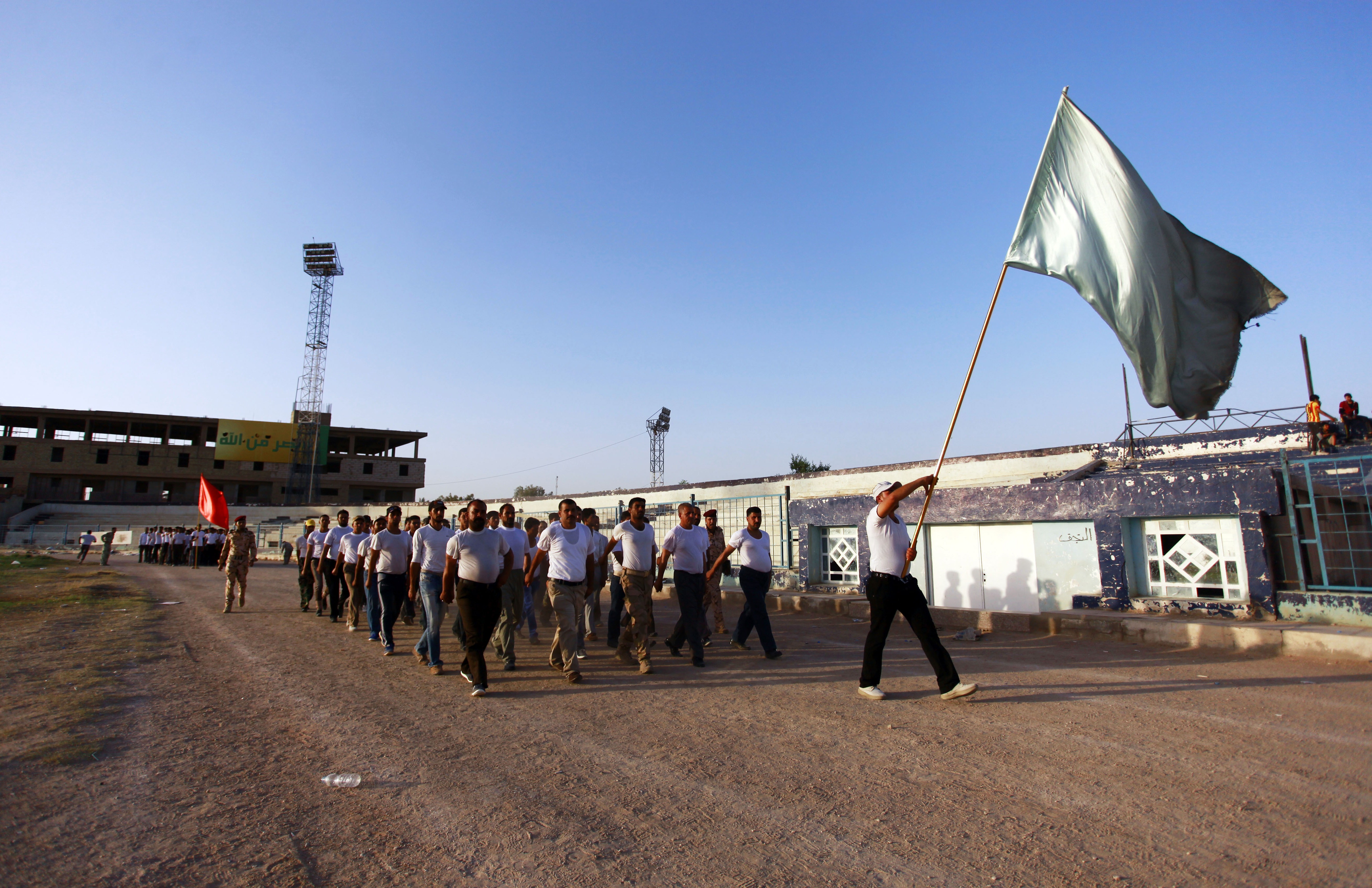 IRAQ-UNREST-SHIITES-VOLUNTEERS