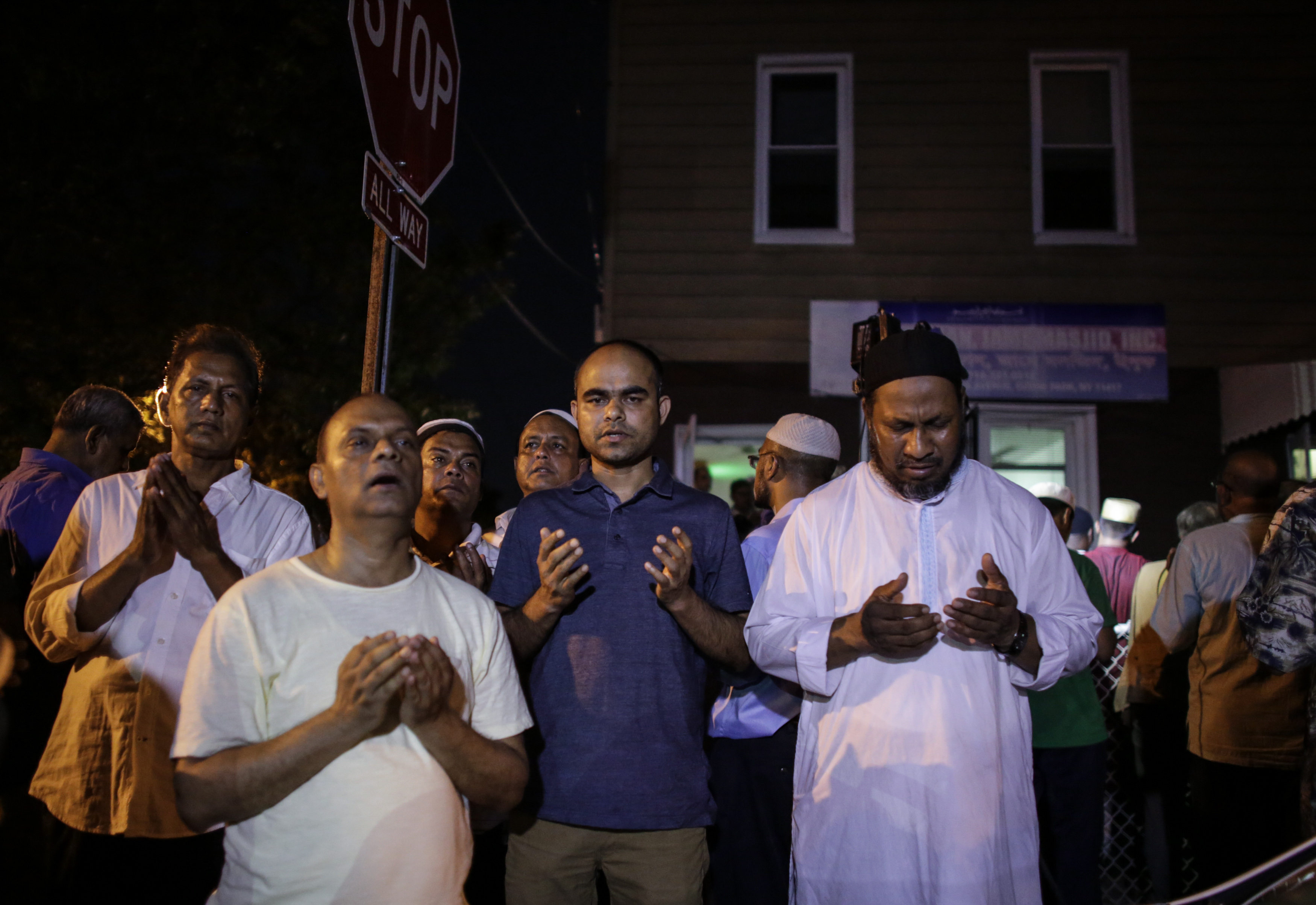 US-RELIGION-CRIME