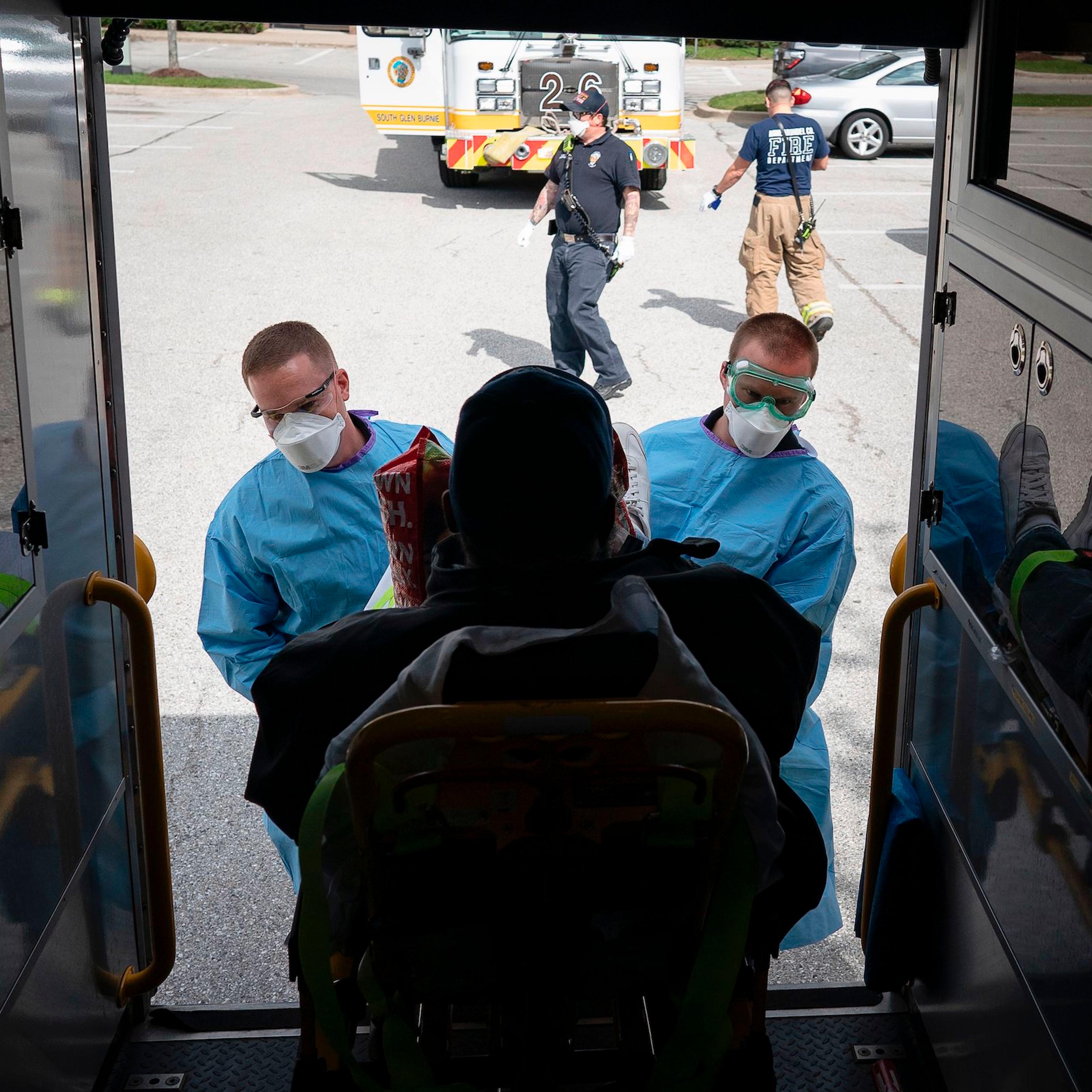 US-HEALTH-VIRUS-FIRSTRESPONDERS