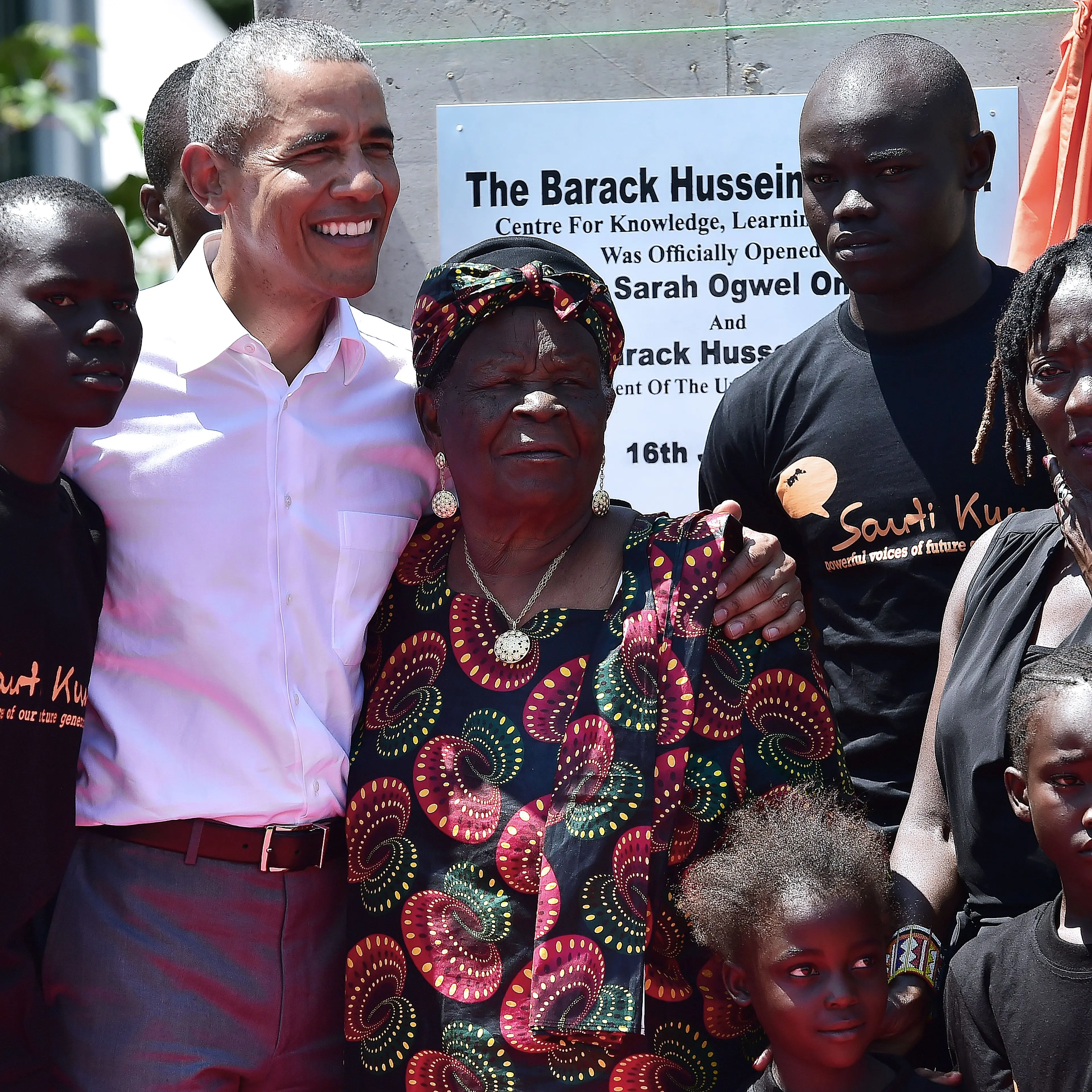 TOPSHOT-KENYA-US-POLITICS-OBAMA
