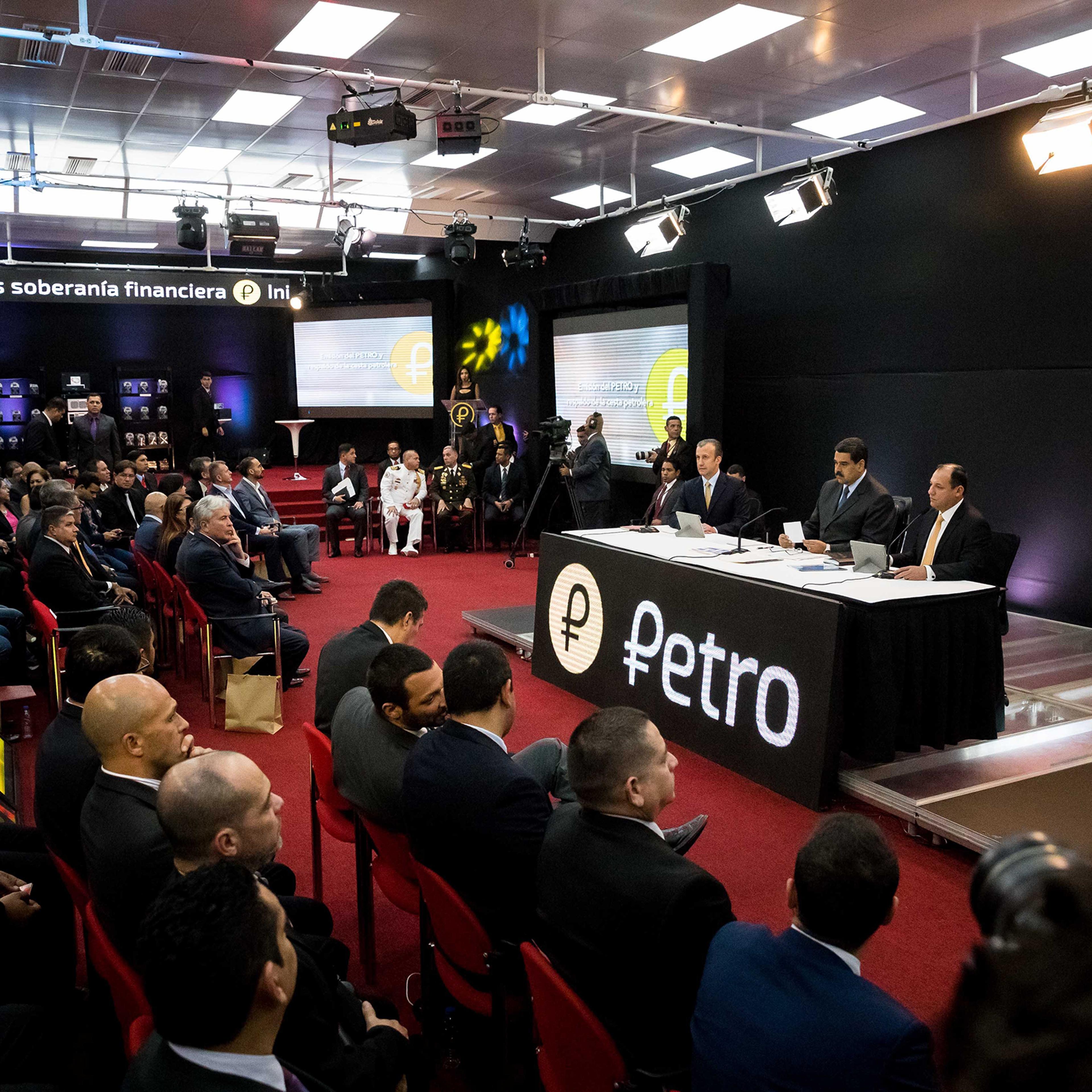 nicolas-maduro-venezuela-cryptocurrency-petro