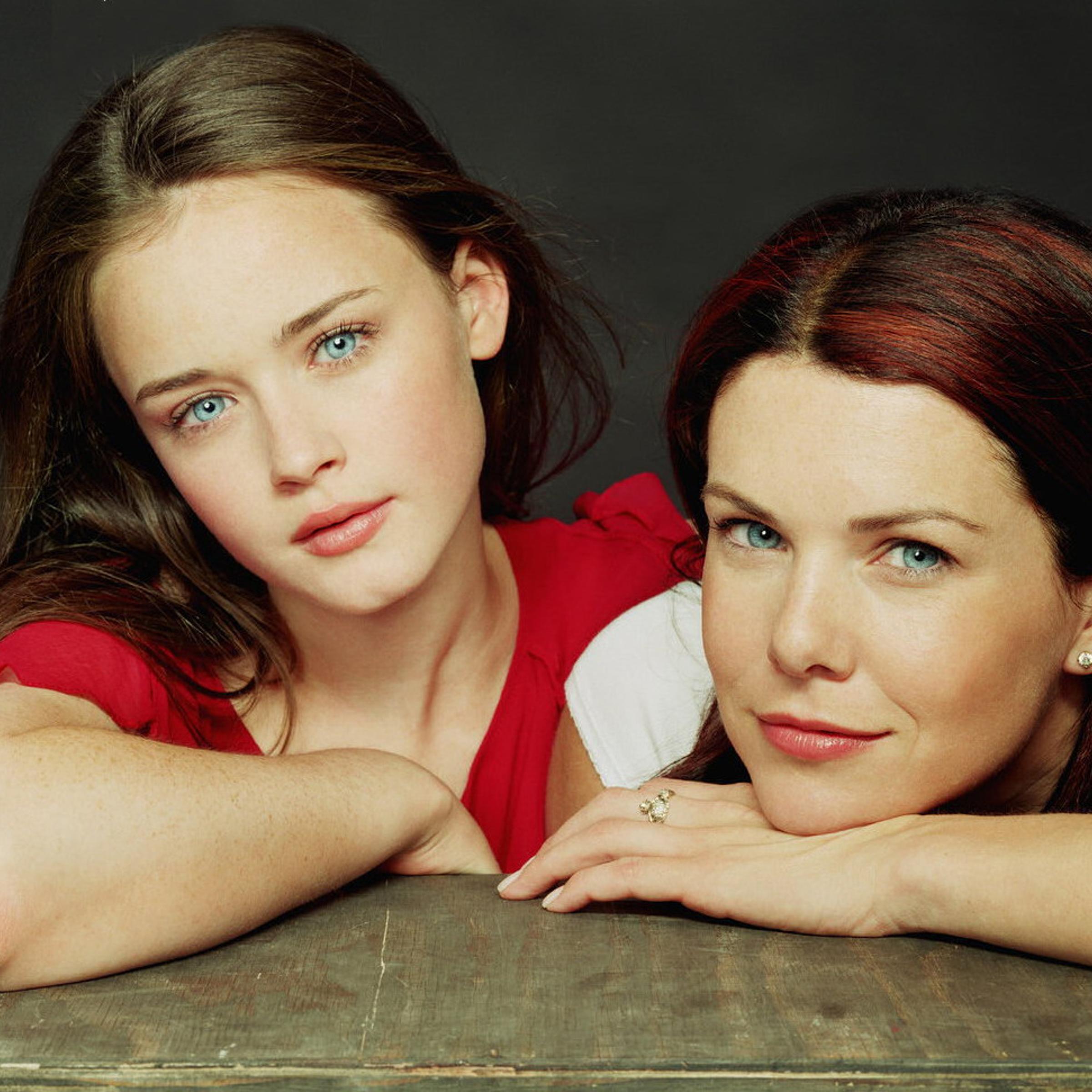 Alexis Bledel as Rory Gilmore and Lauren Graham as Lorelai Gilmore in 'Gilmore Girls.'