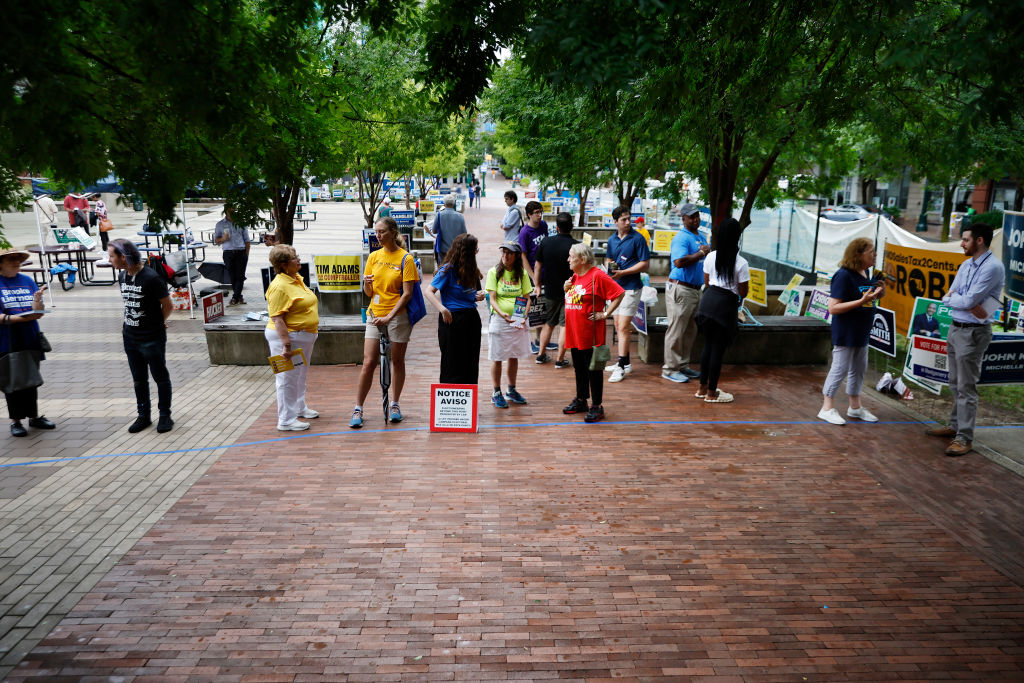 Candidates Campaign Near Polling Places As Early Voting Begins In Maryland