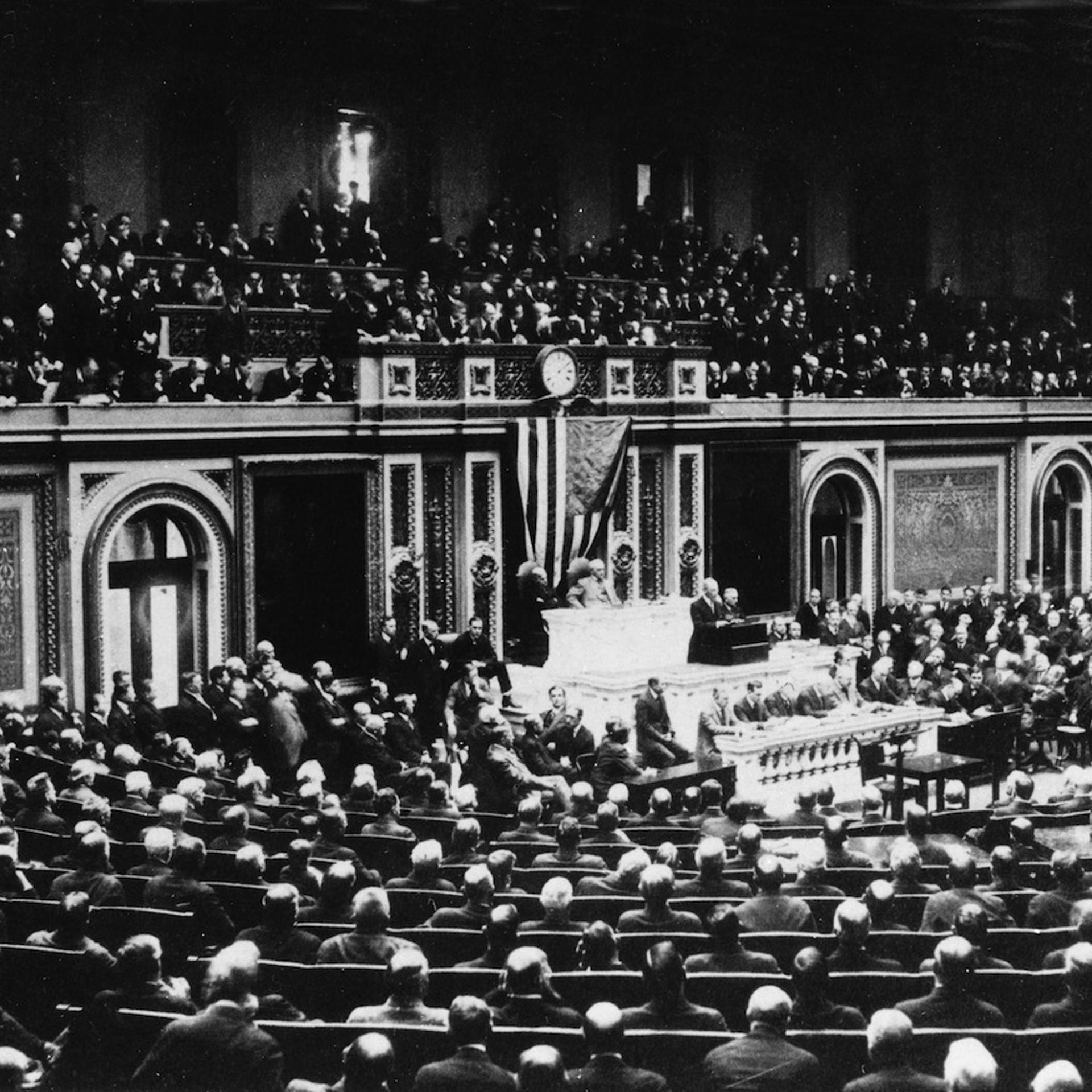 Thomas Woodrow Wilson Announcing America'S Entry Into The War