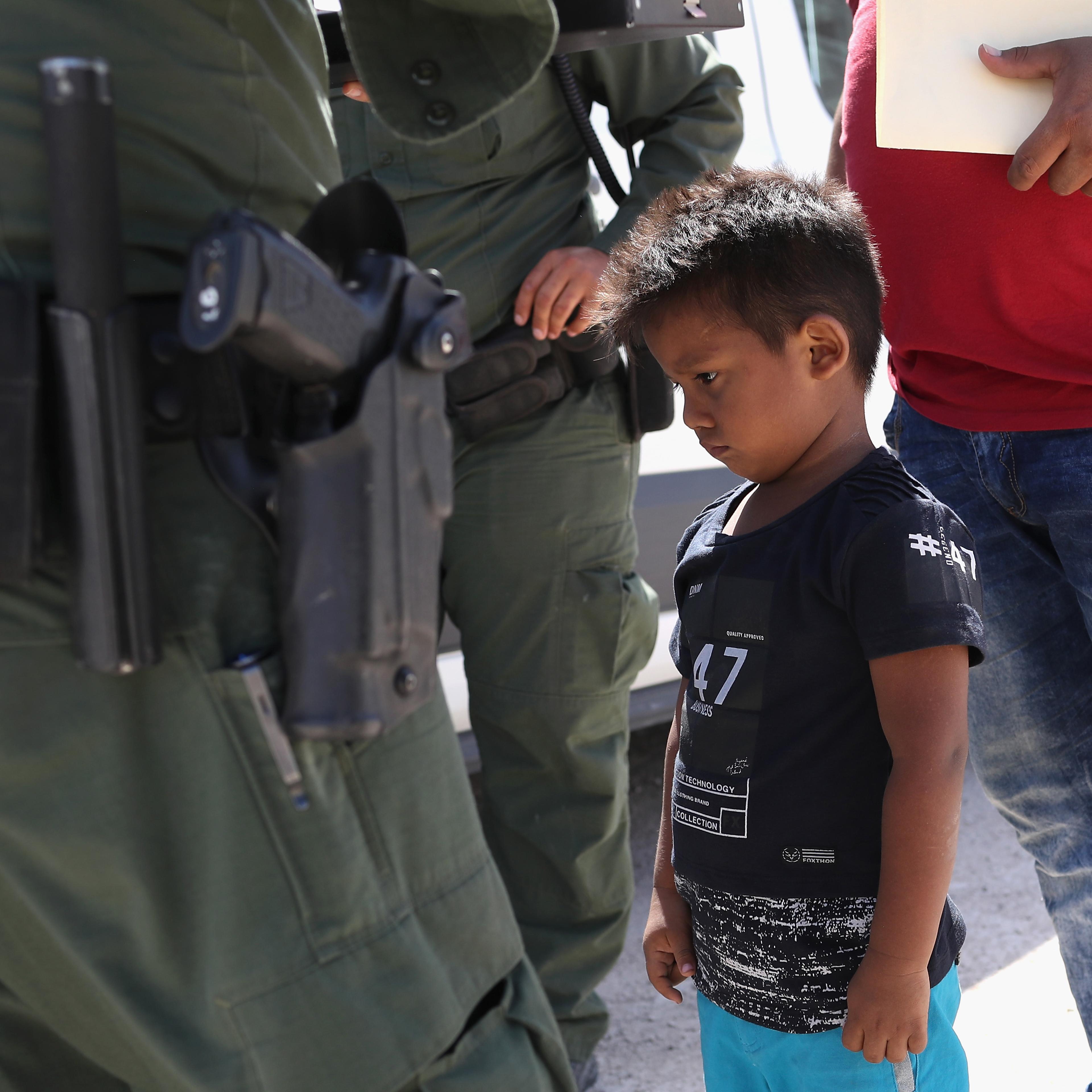 Child crying near US-Mexico border