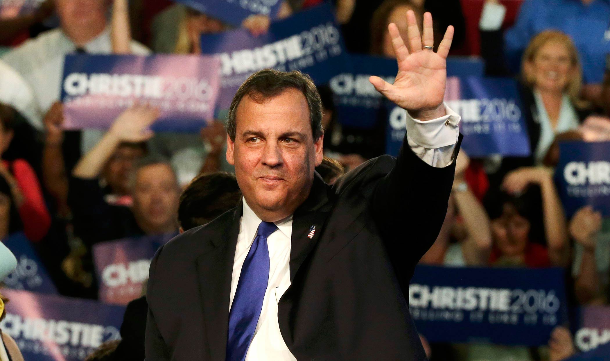 Republican U.S. presidential candidate Christie acknowledges supporters during a kickoff rally in Livingston, New Jersey
