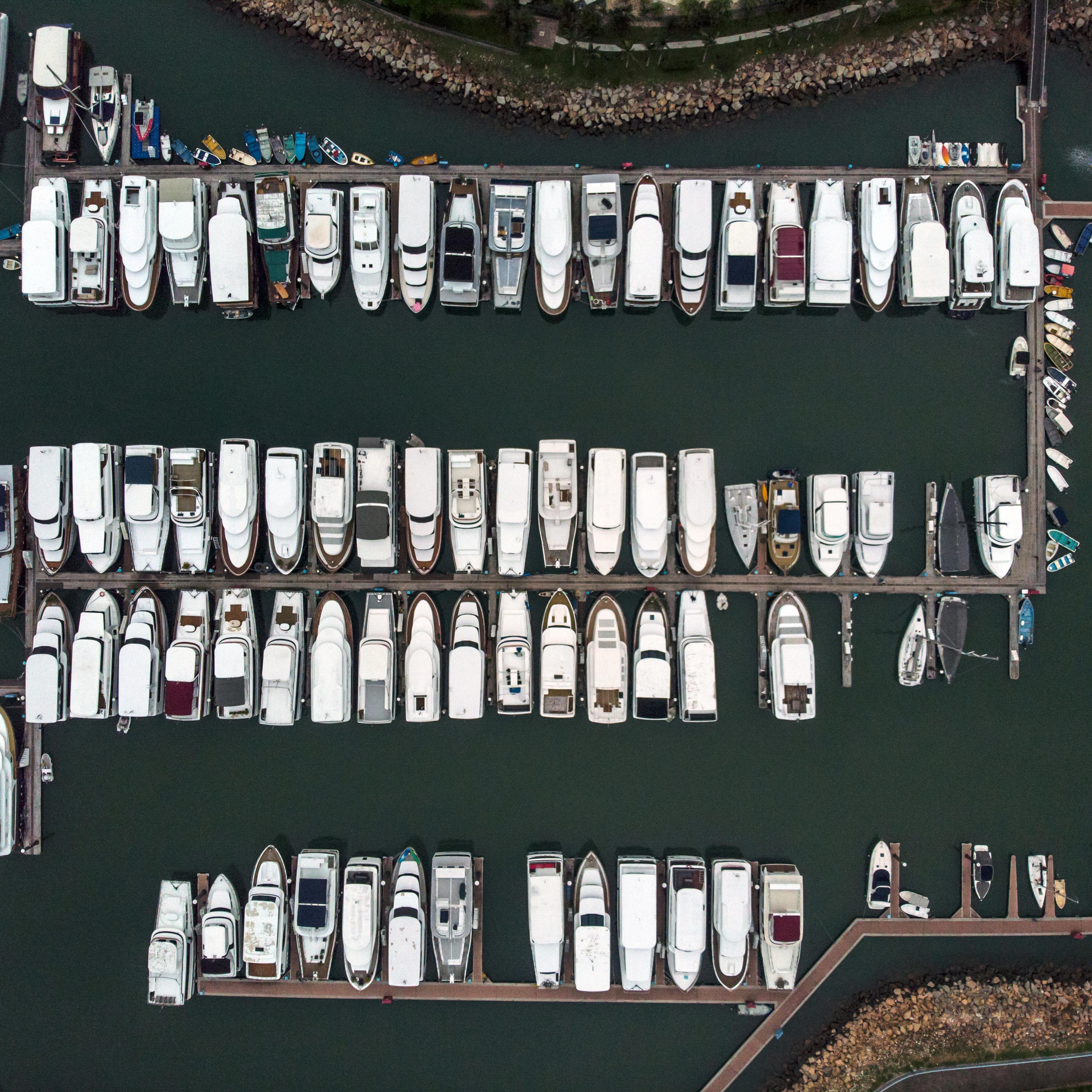 The Discovery Bay Marina Club in Hong Kong is home to more than 180 boat families. In August, they were asked to vacate by Dec. 31 as the club is closing for renovation.Either selling or relocating the boats would be hard due to a surplus of boats on the
