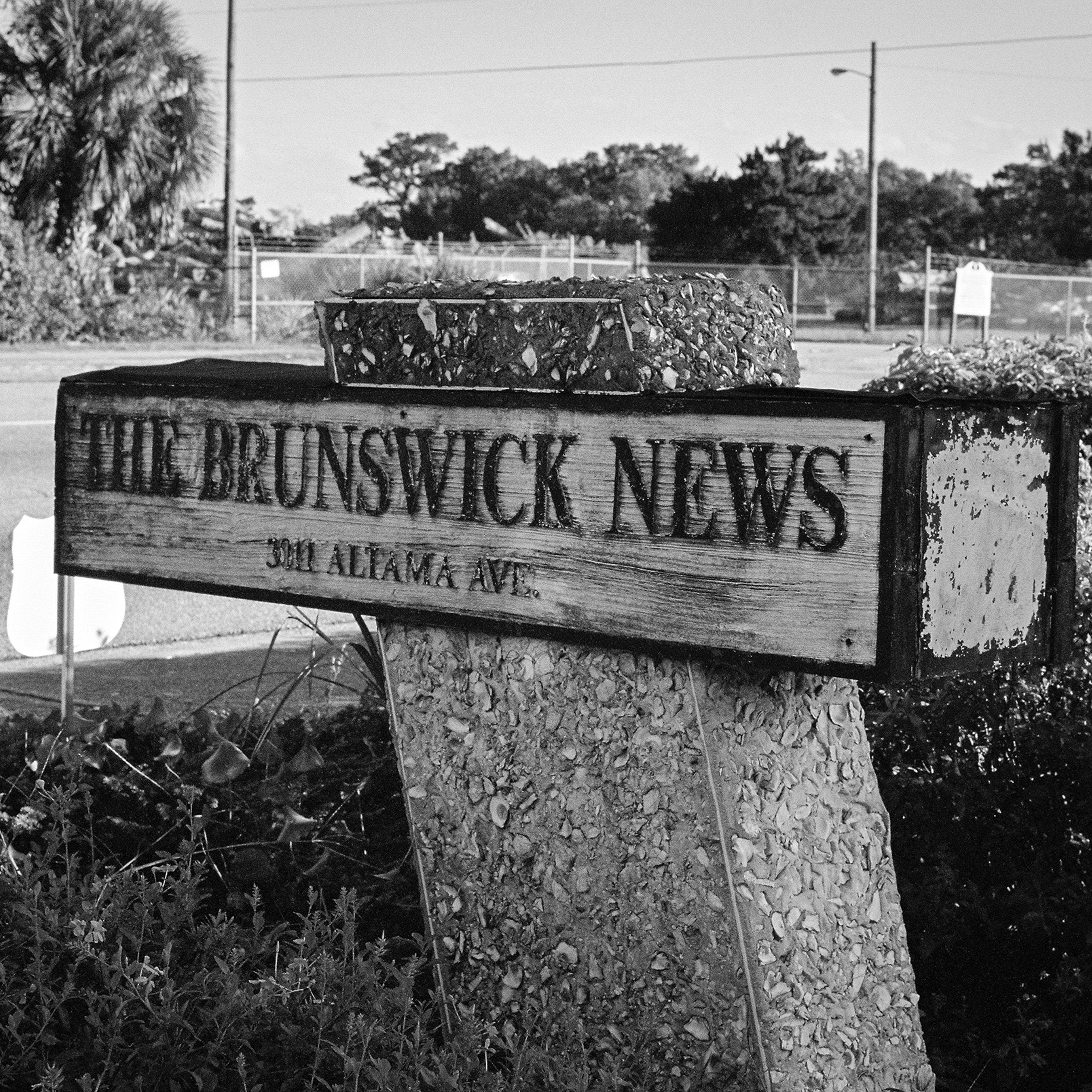 The Brunswick News sign.