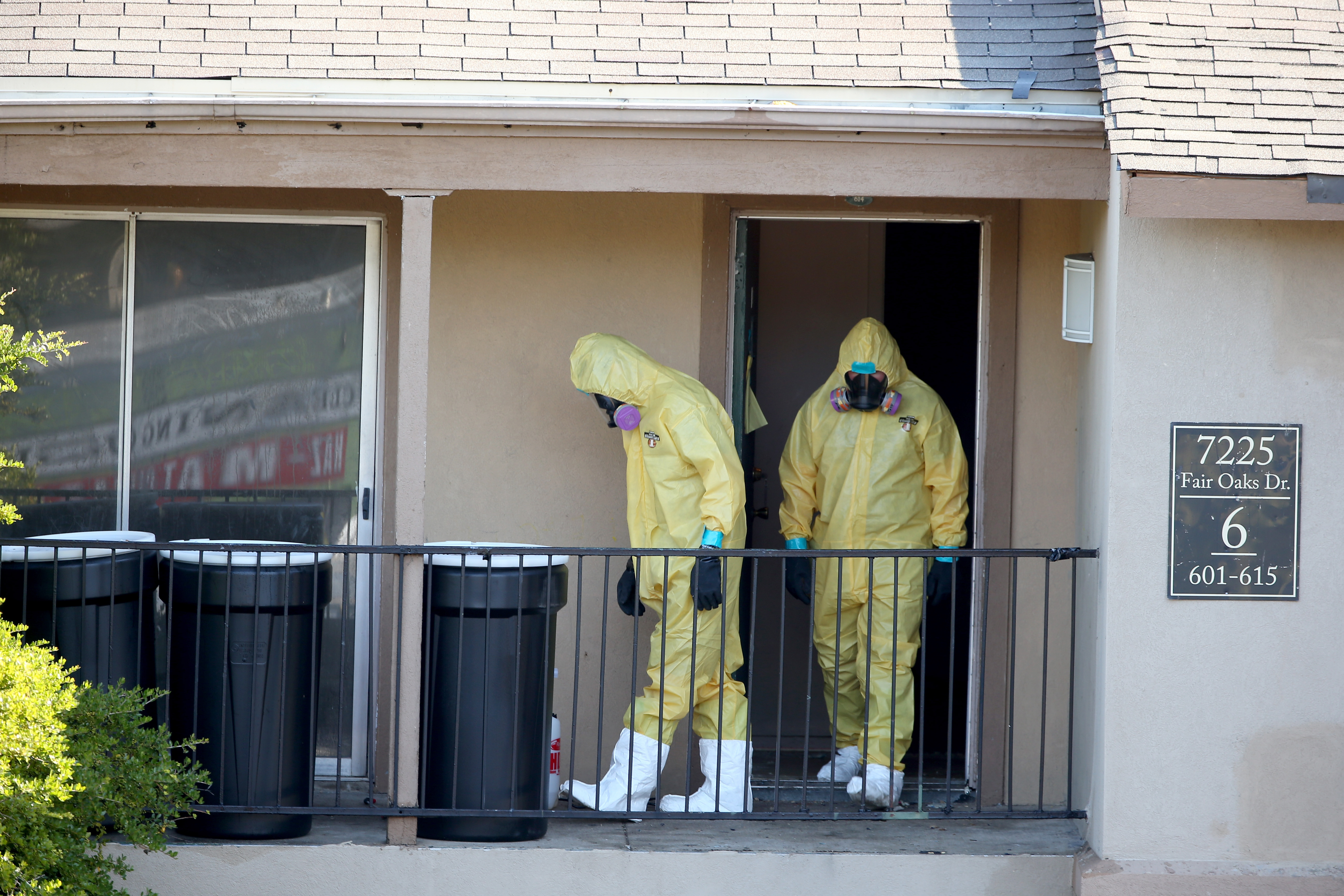 Residents Quarantined In Dallas Apartment Where Ebola Patient Had Stayed