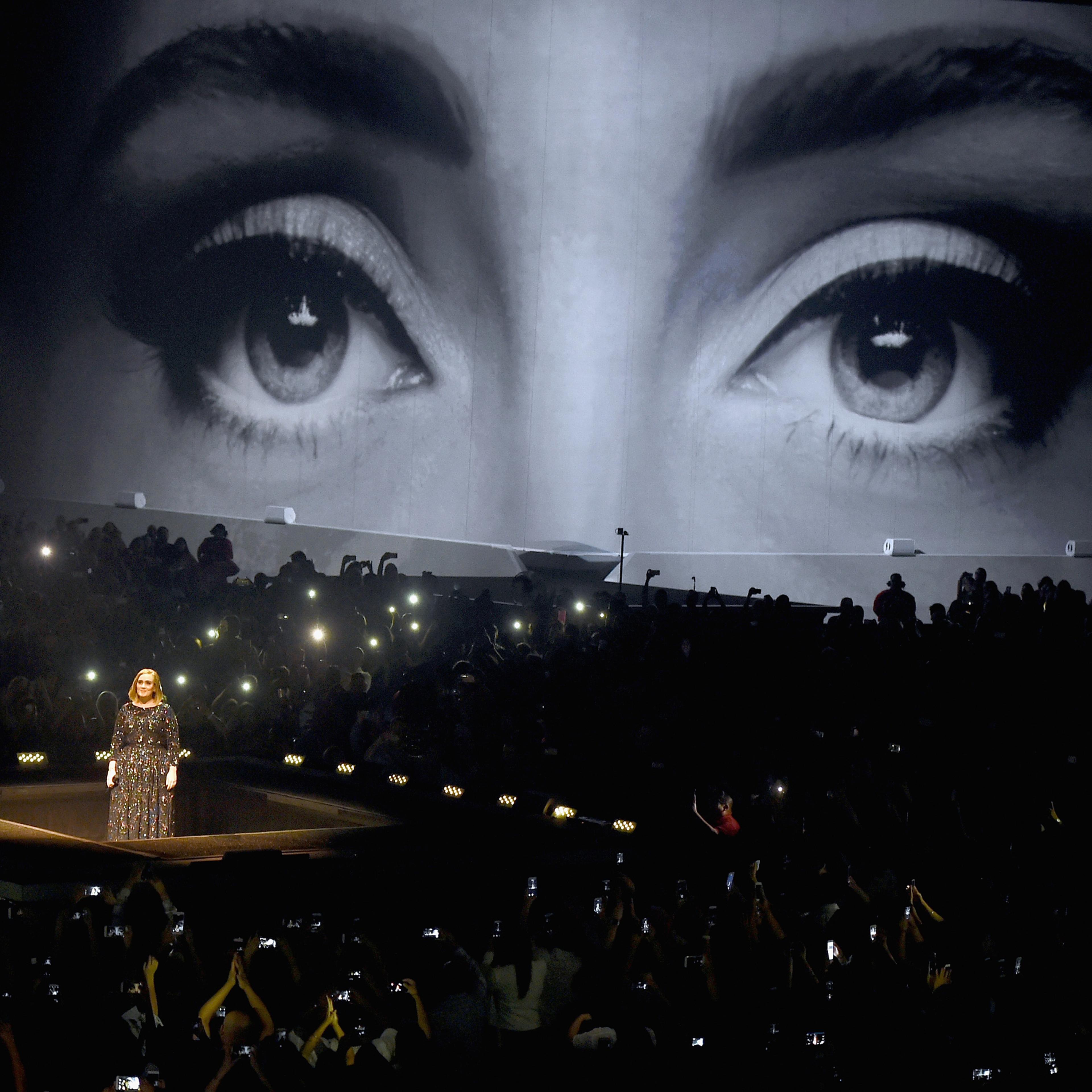 LOS ANGELES, CA - AUGUST 05: Singer Adele performs on stage during her North American tour at Staples Center on August 5, 2016 in Los Angeles, California. (Photo by Kevin Winter/Getty Images for BT PR)
