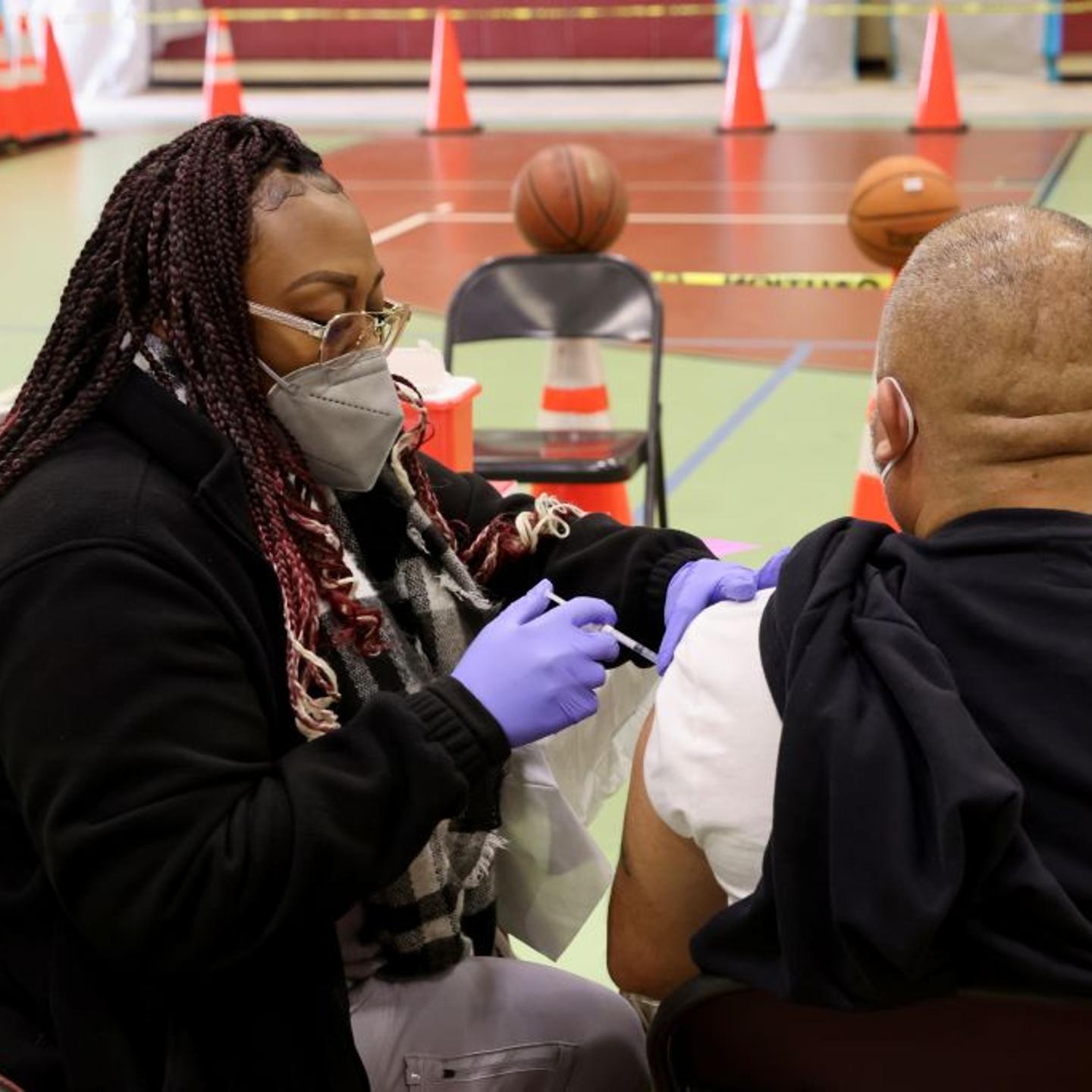 U.S.-LOS ANGELES-RESPIRATORY VIRUSES-VACCINATION