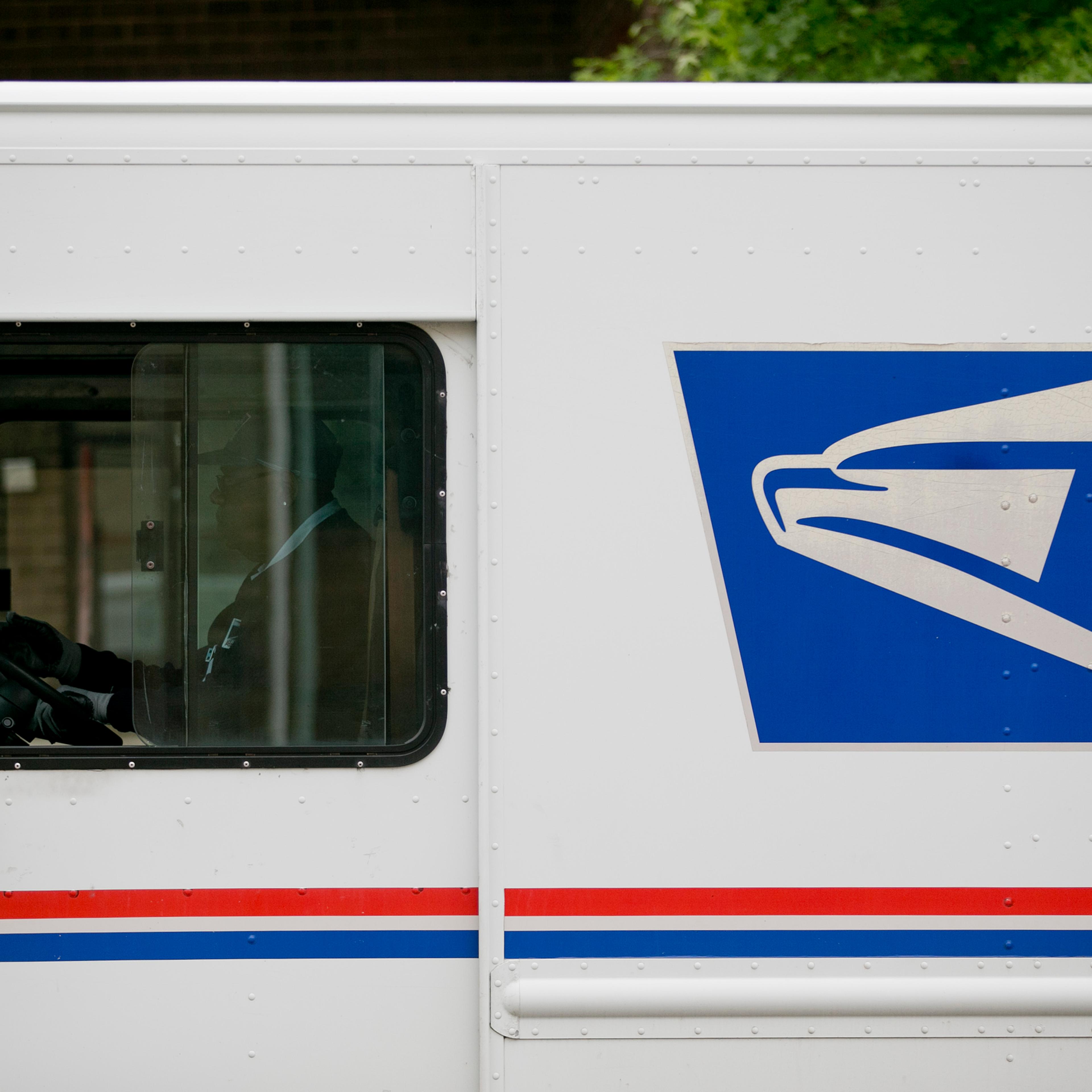US Postal Service Mail Delivery Ahead Of Second-Quarter Results