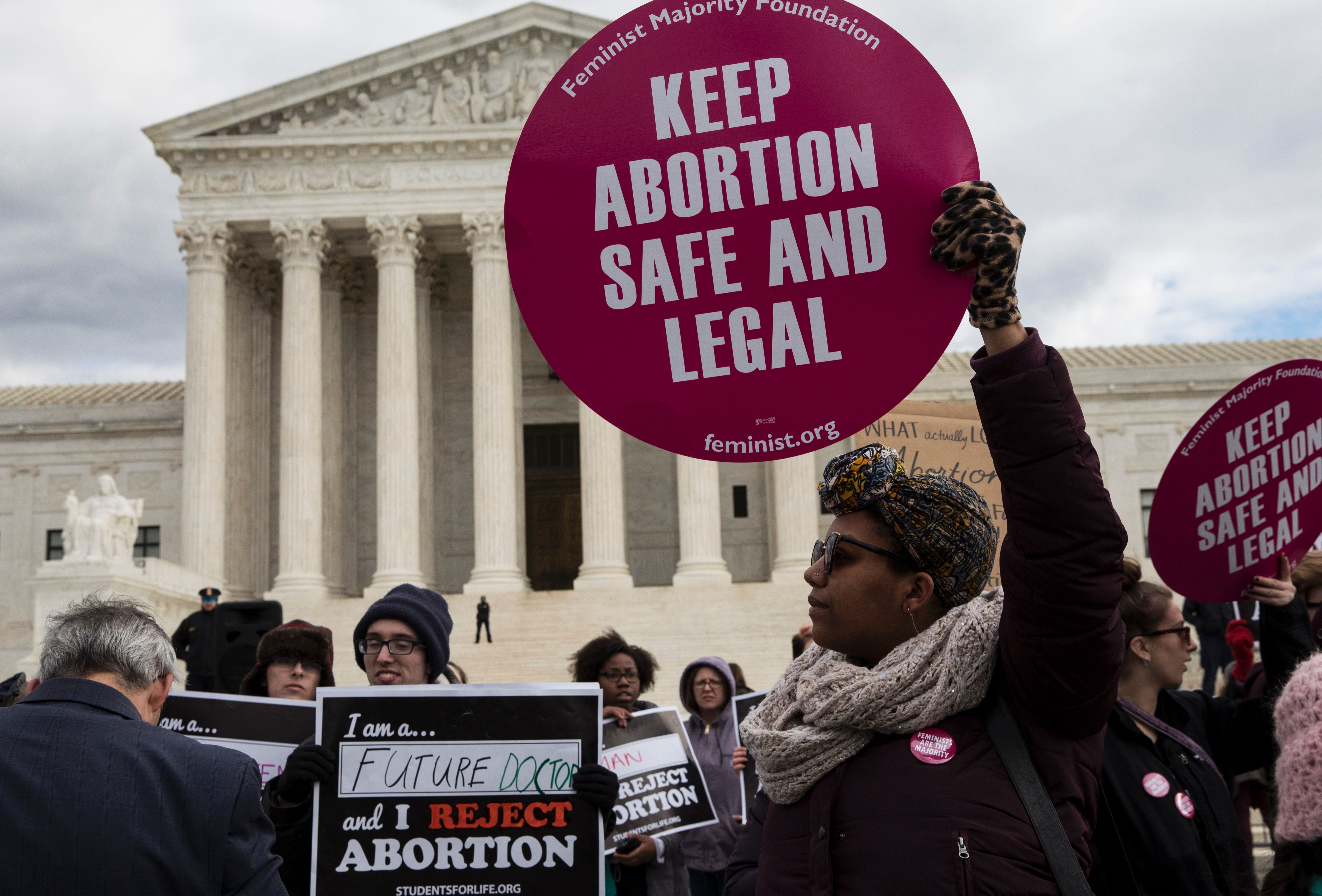 US-POLITICS-ABORTION-PROTEST