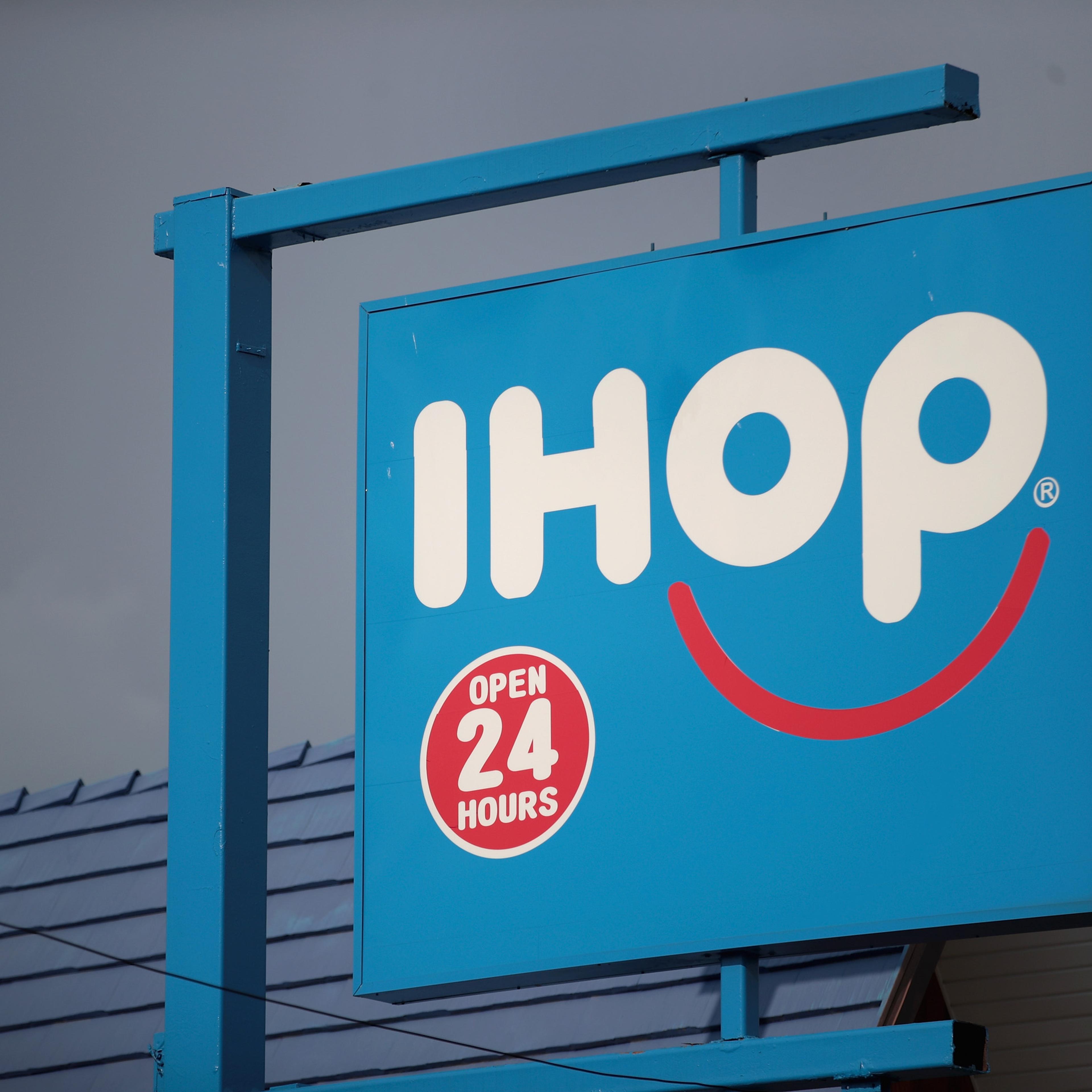 Restaurant Chains Applebee's And IHOP To Close Over 100 Stores
