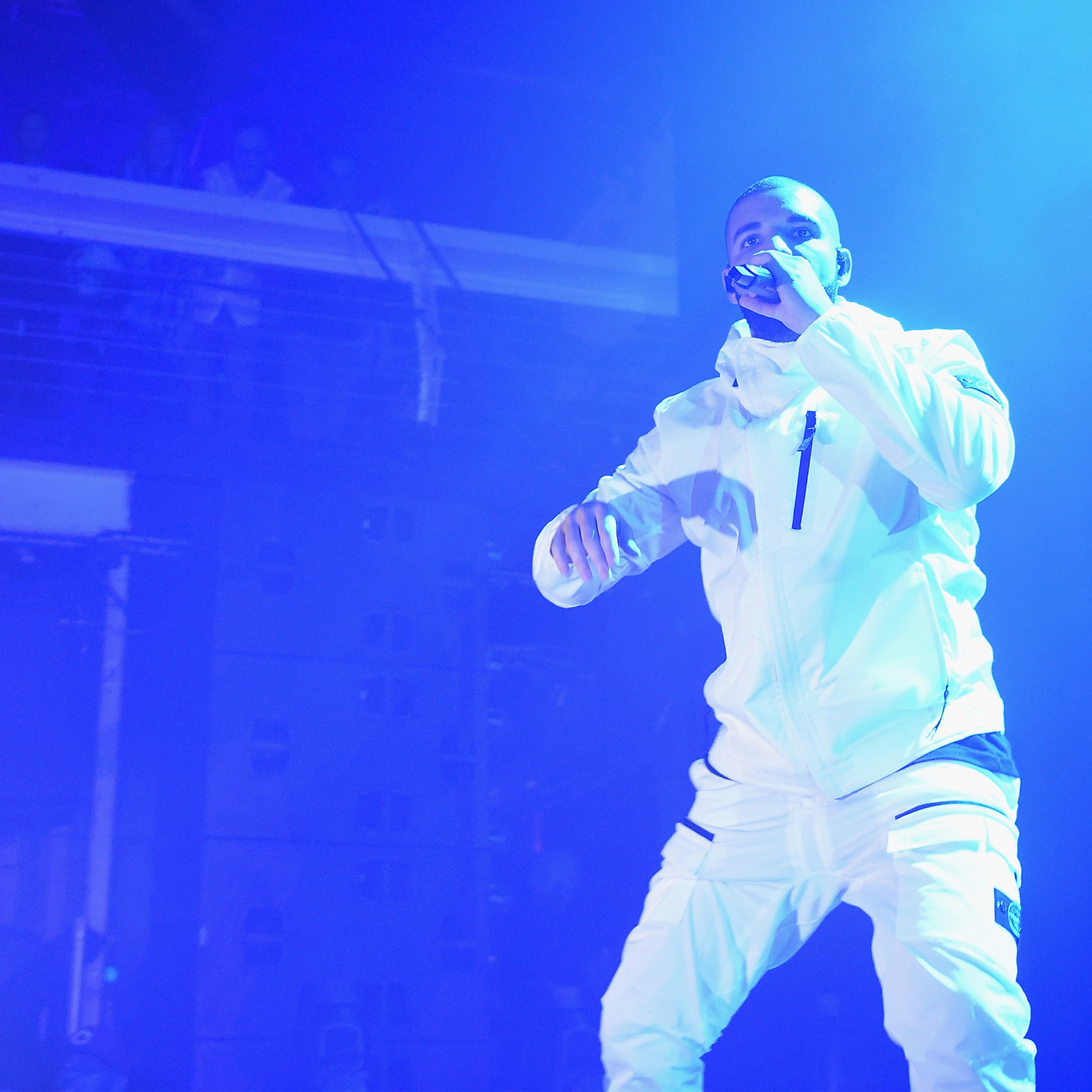 Drake Performing May 2017