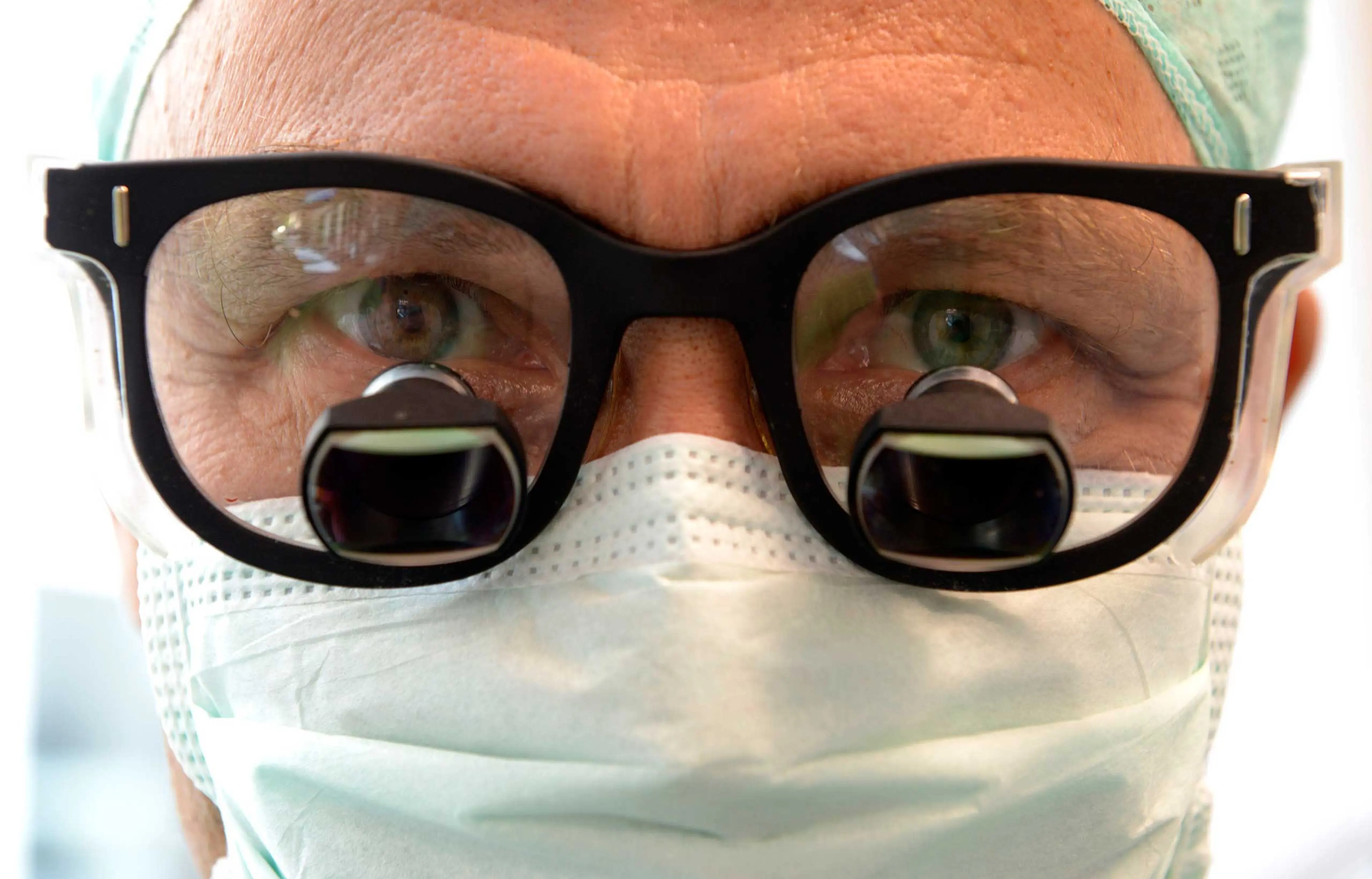 Professor Karl Oldhafer, chief physician of general and visceral surgery at the Asklepios Hospital Hamburg-Barmbek, before liver surgery. Oldhafer used augmented reality, which allowed the liver to be filmed with an iPad and overlaid during the operation