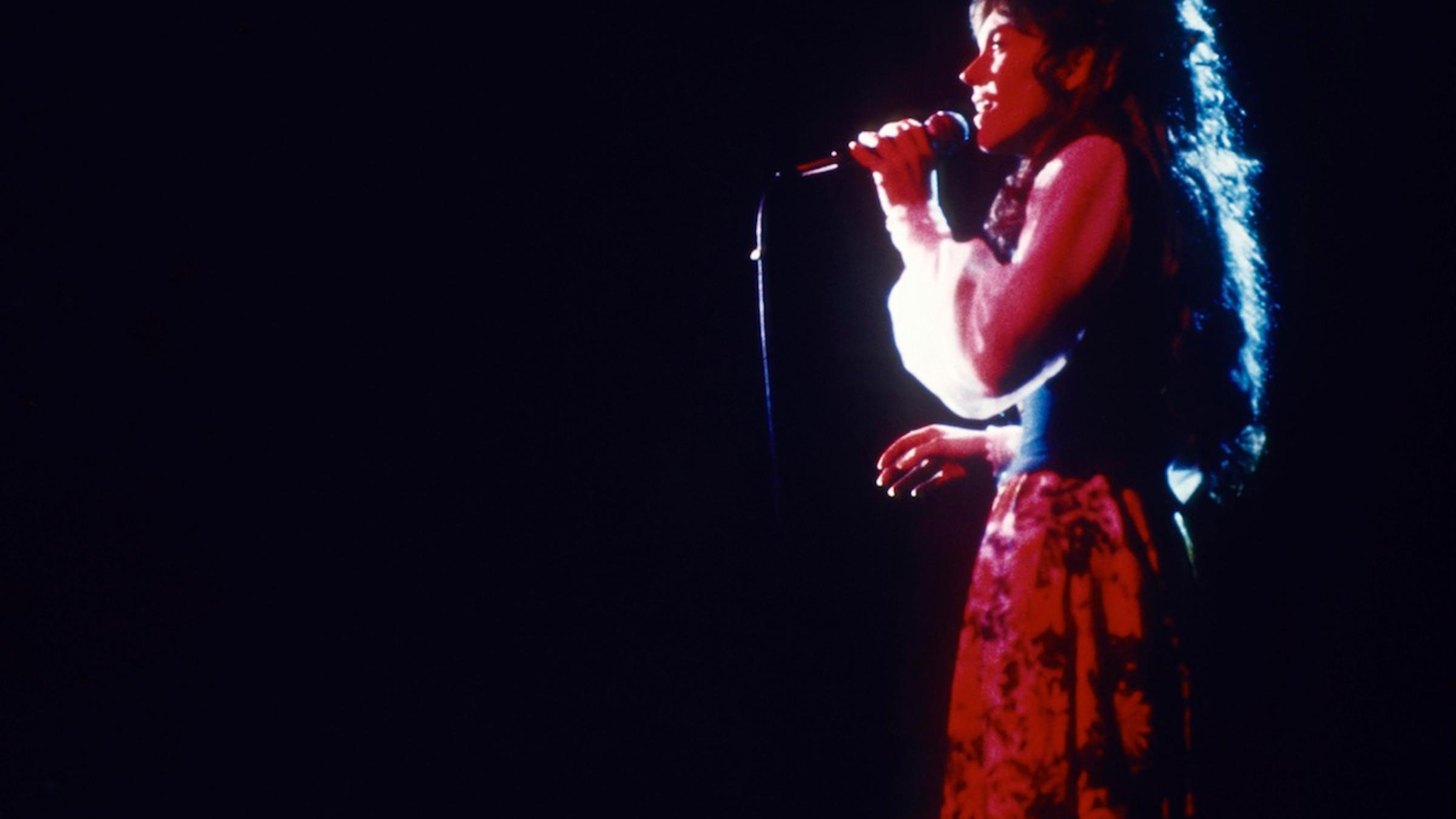 did karen carpenter smoke cigarettes How The Whitest Singer Of The '70s Became An Icon In The Philippines Karen Carpenter: How Did She
