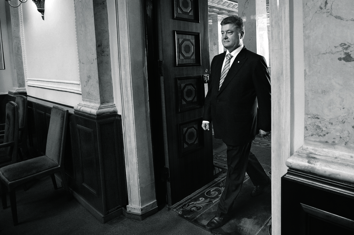 Ukraine's president-elect Poroshenko arrives for his inauguration ceremony in the parliament hall in Kiev
