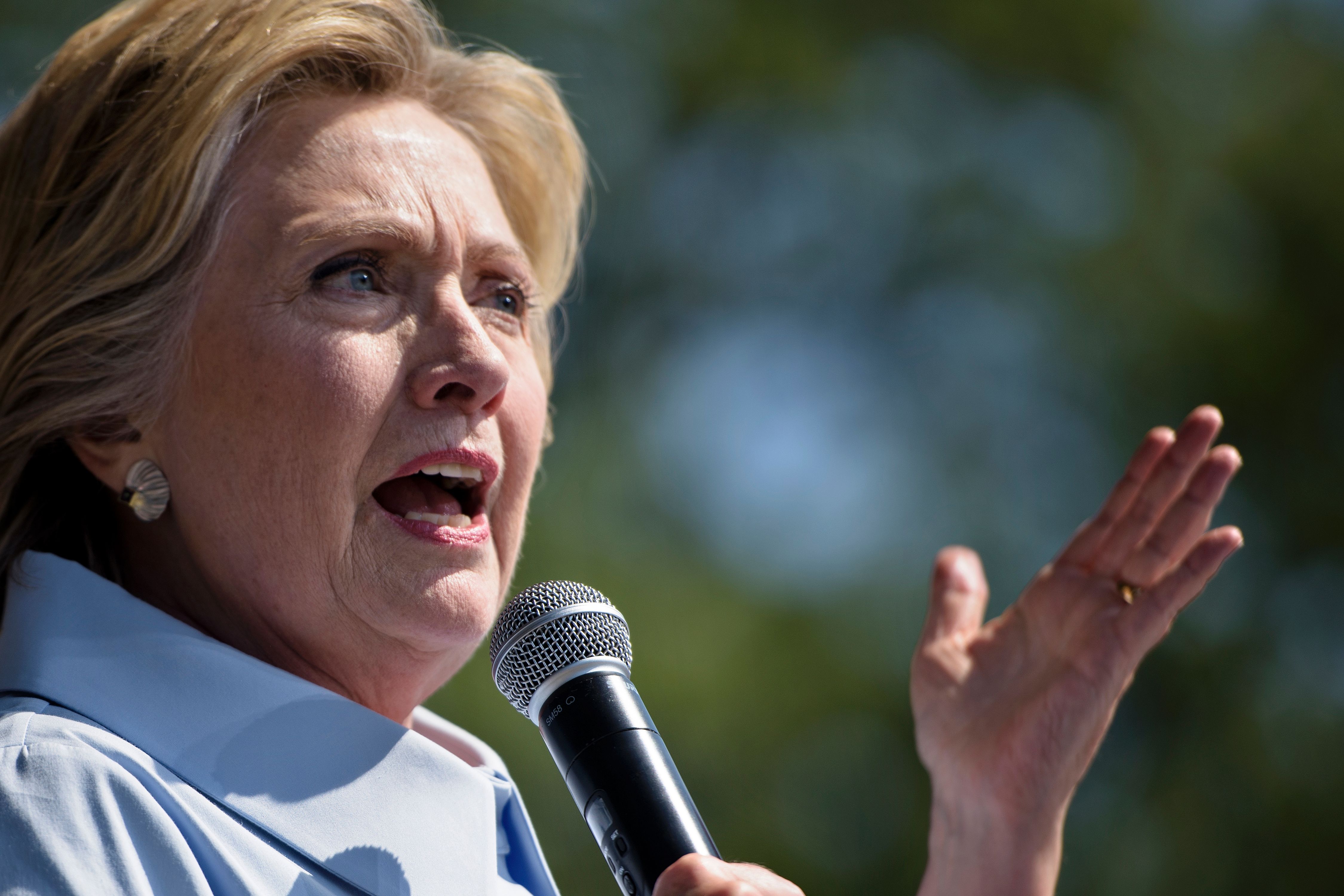 US-VOTE-DEMOCRATS-CLINTON