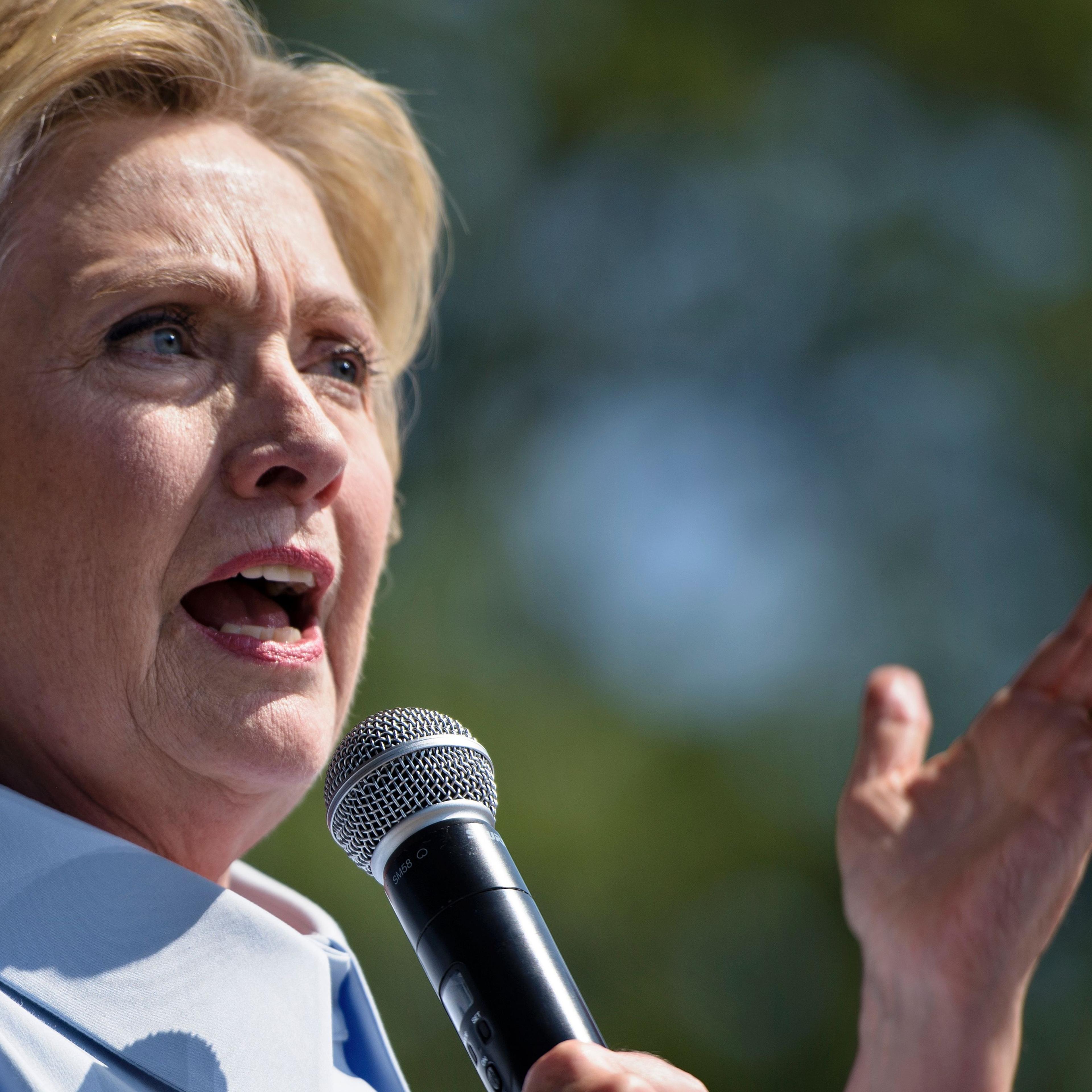 US-VOTE-DEMOCRATS-CLINTON