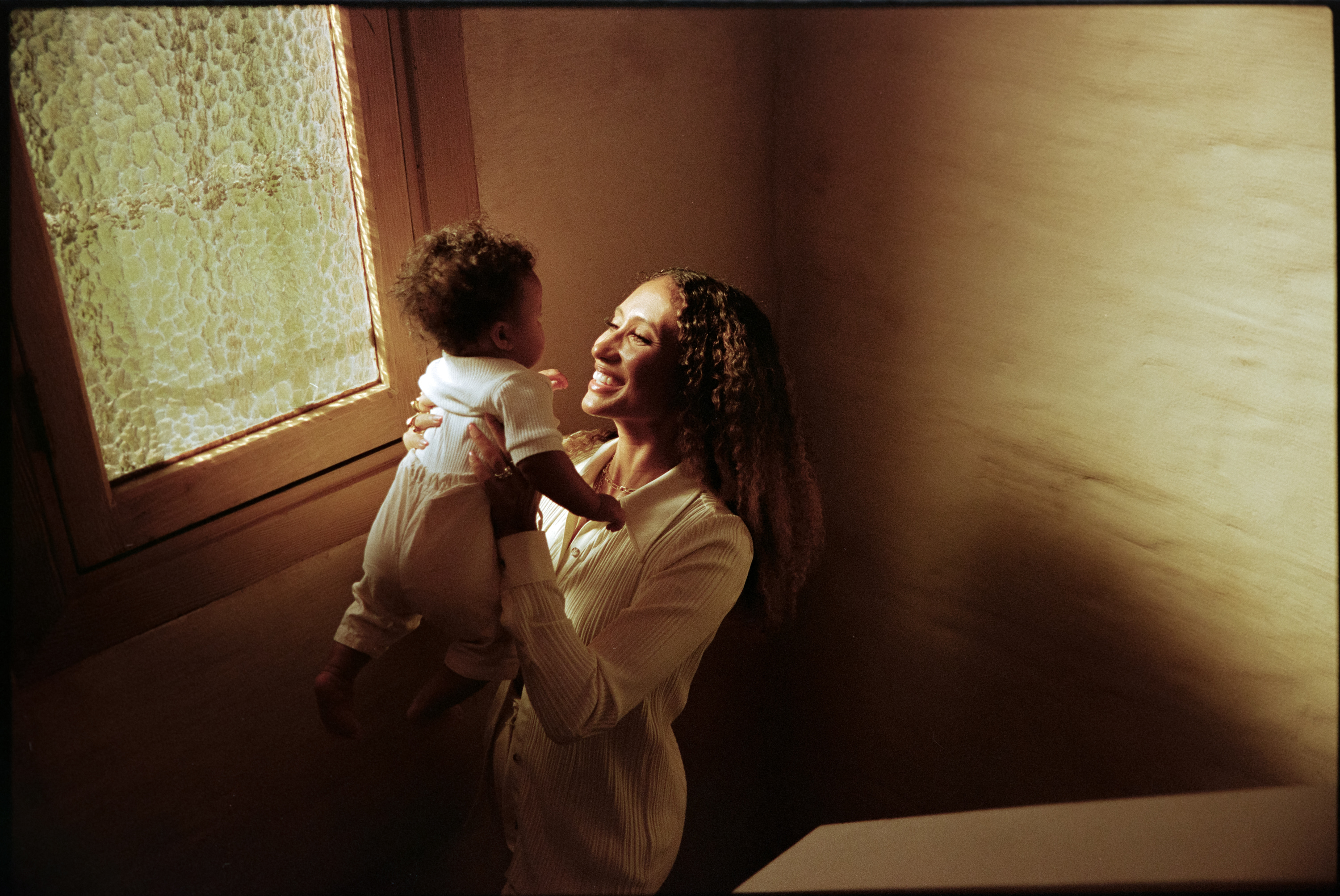 Bobbie x Elaine Welteroth (Hi-Res Selects)