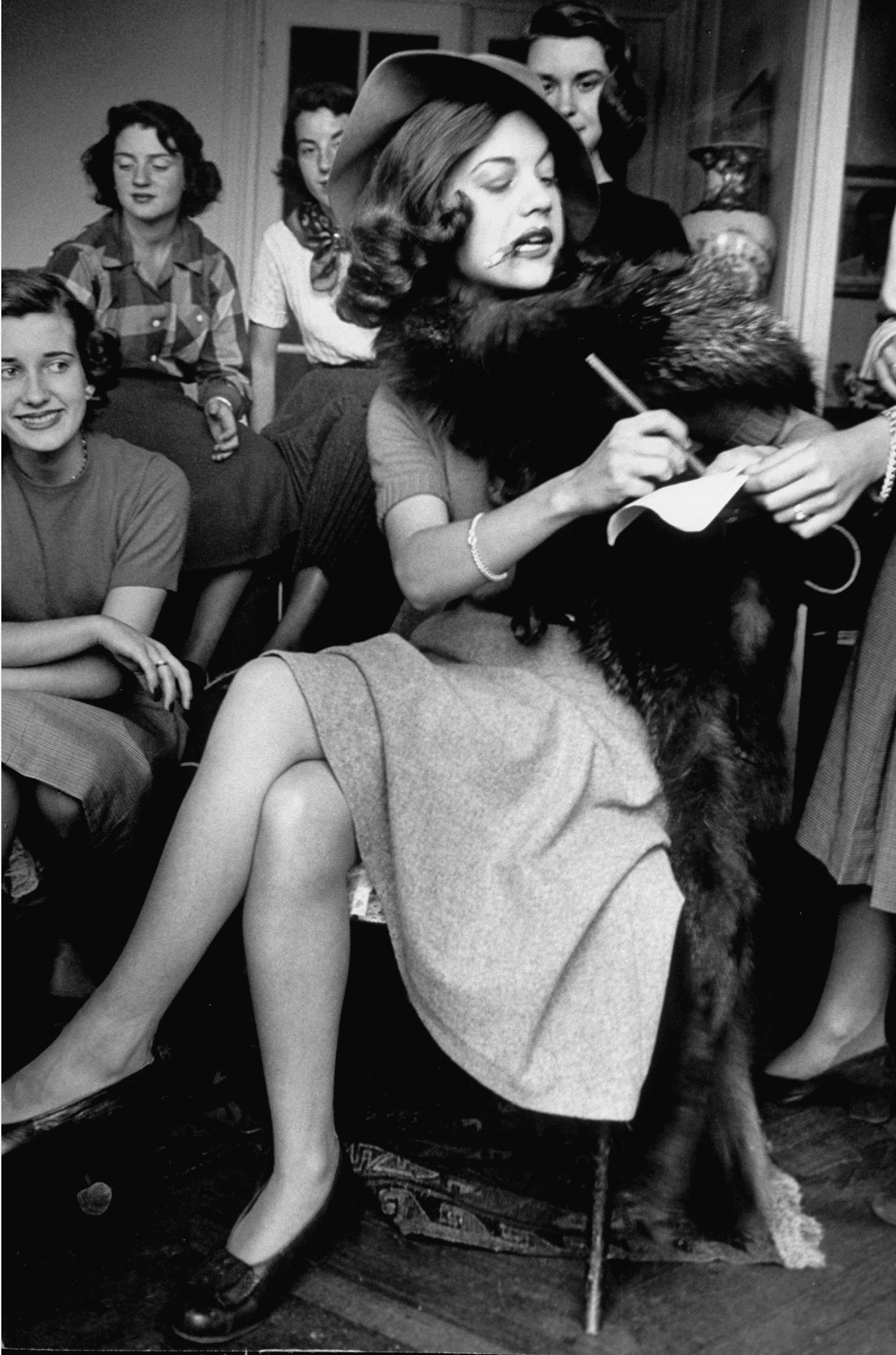 American teens in Paris 1952