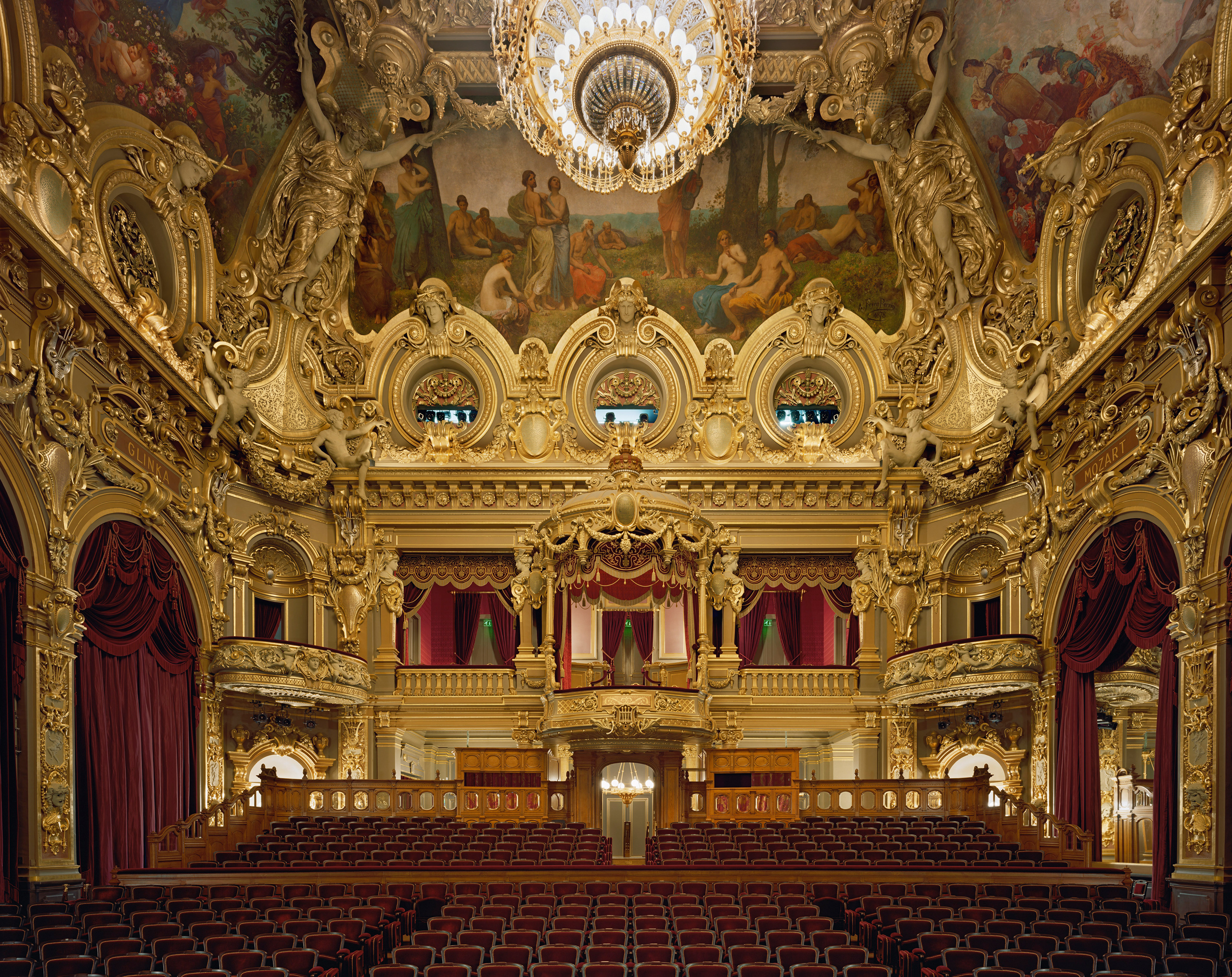 See the World's Most Impressive Opera Houses