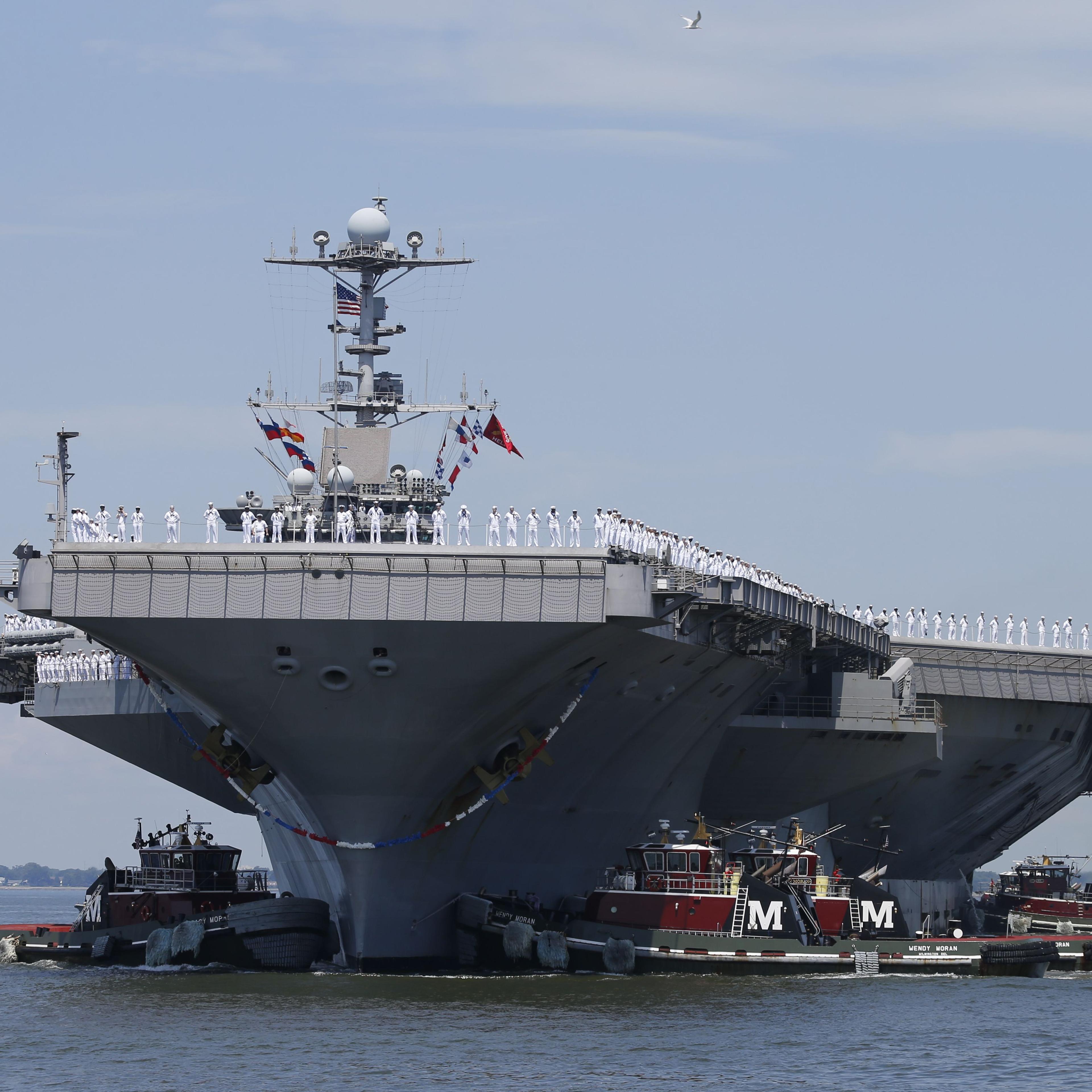 Carrier Returns, Norfolk, USA - 13 Jul 2016