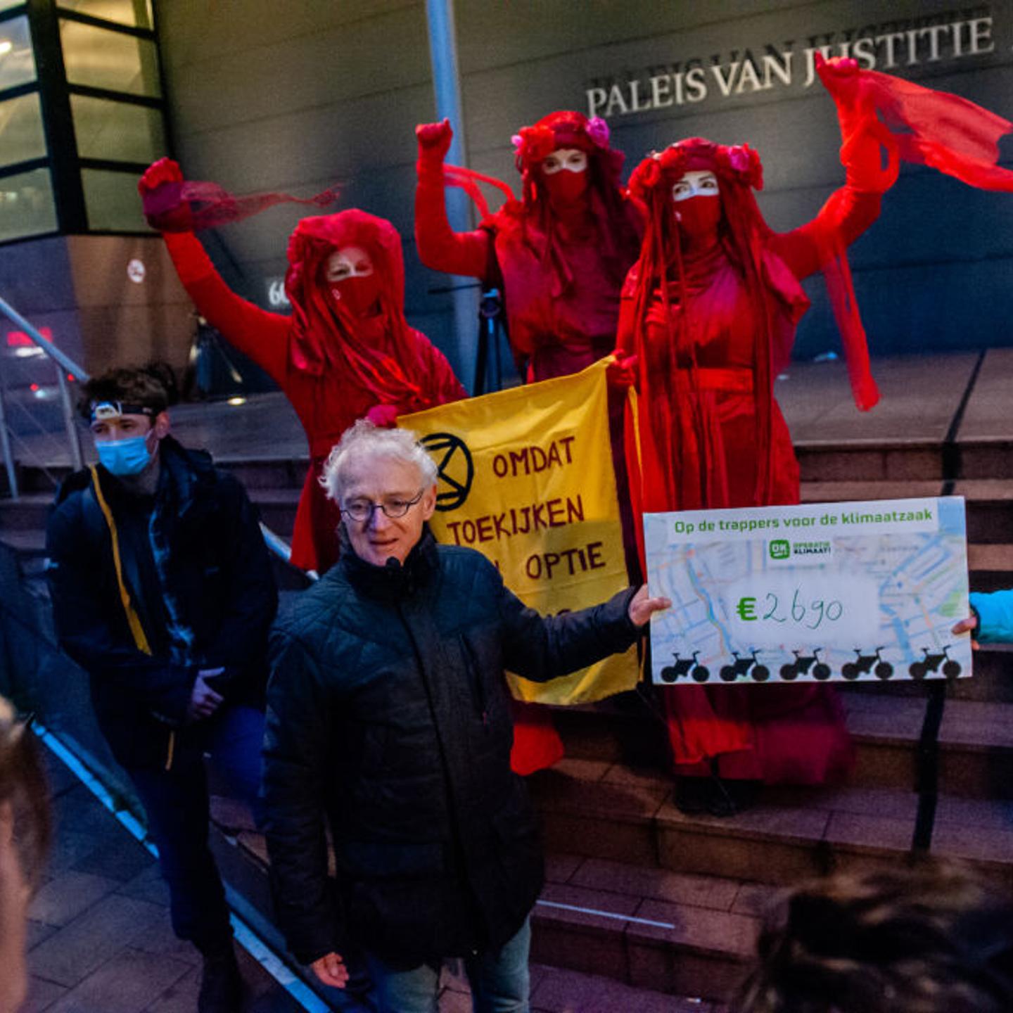 The Climate Lawsuit Against Shell Starts In The Hague