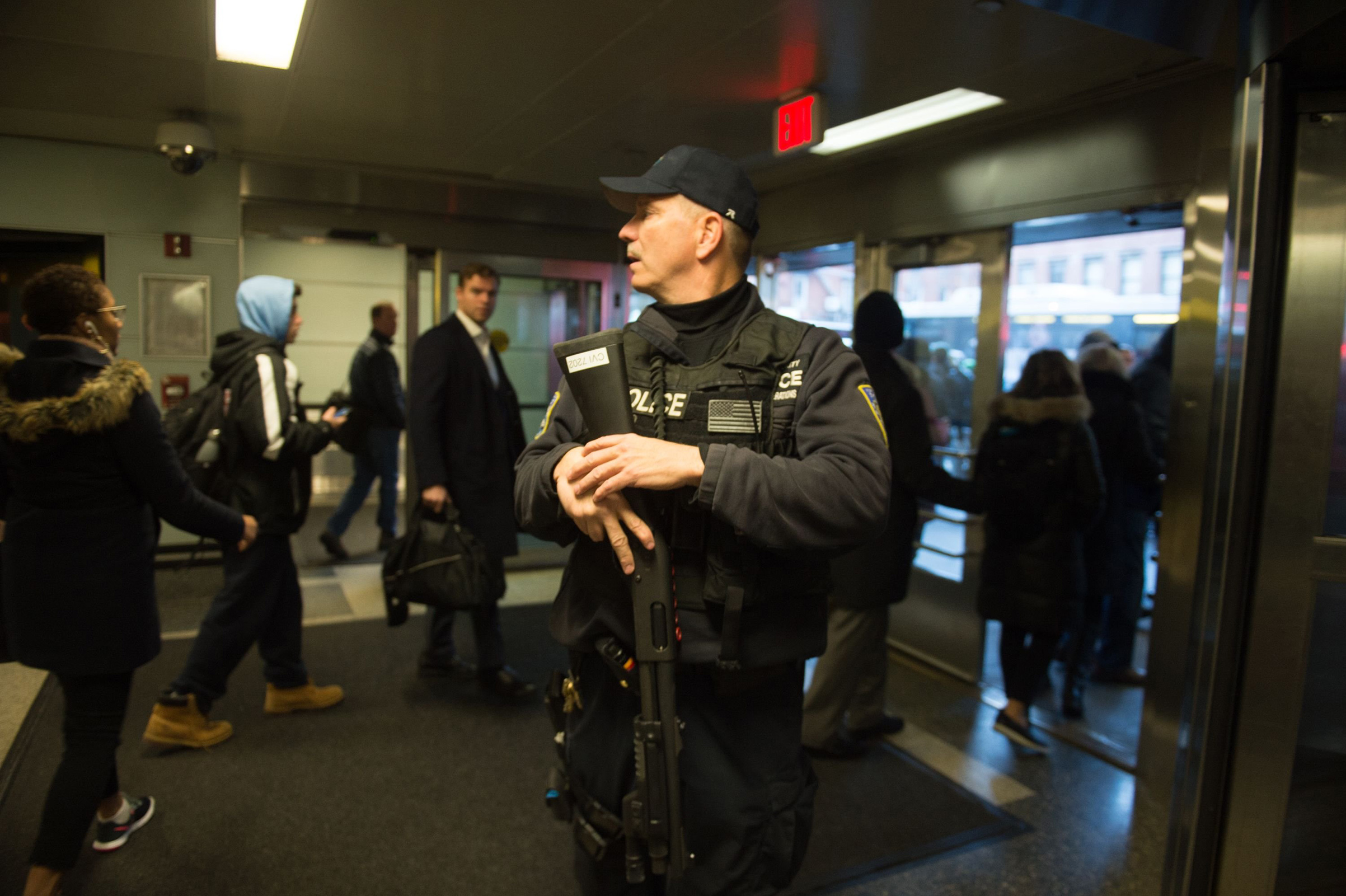US-EXPLOSION-POLICE-NEWYORK