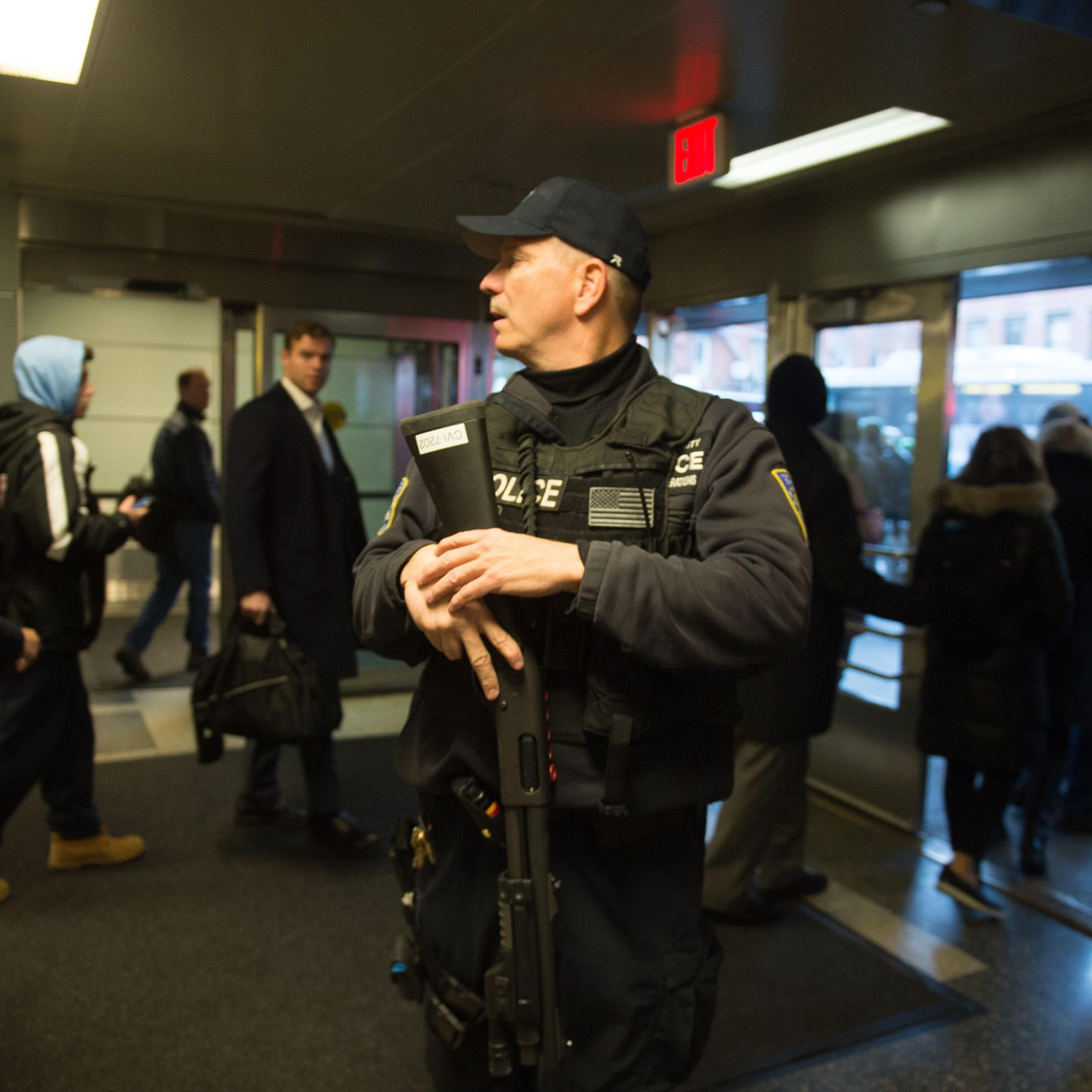 US-EXPLOSION-POLICE-NEWYORK