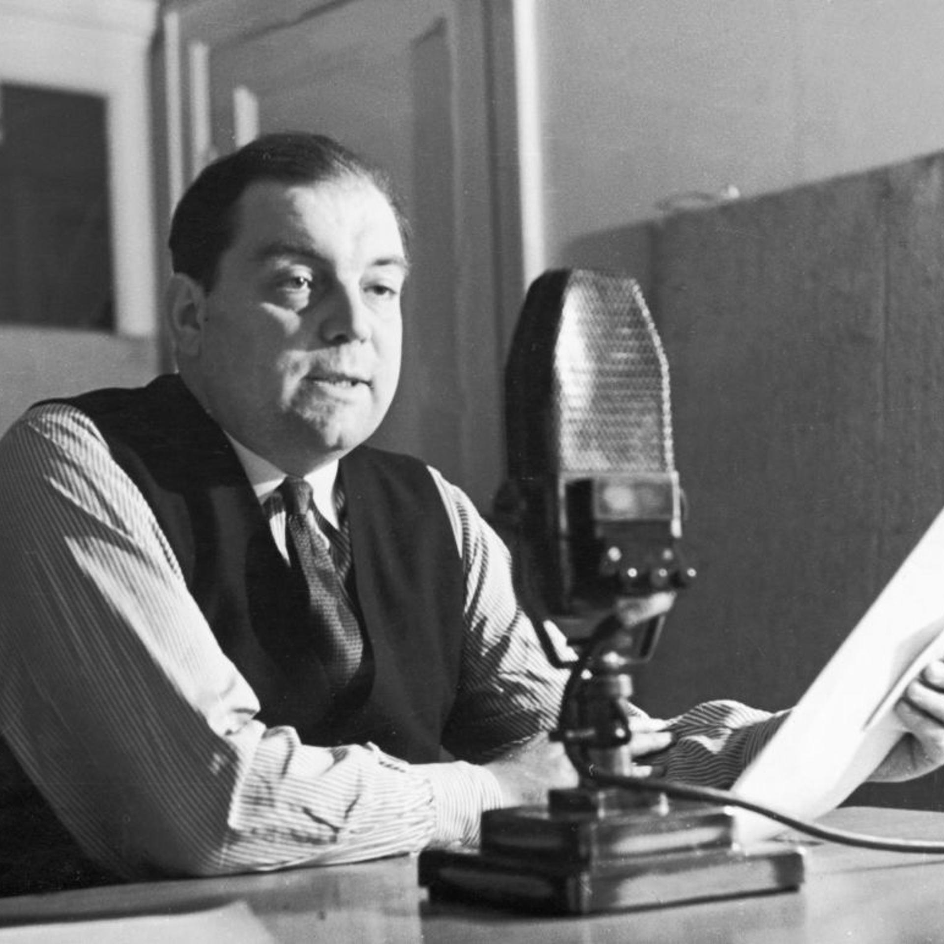 Delmer Speaks To Germany