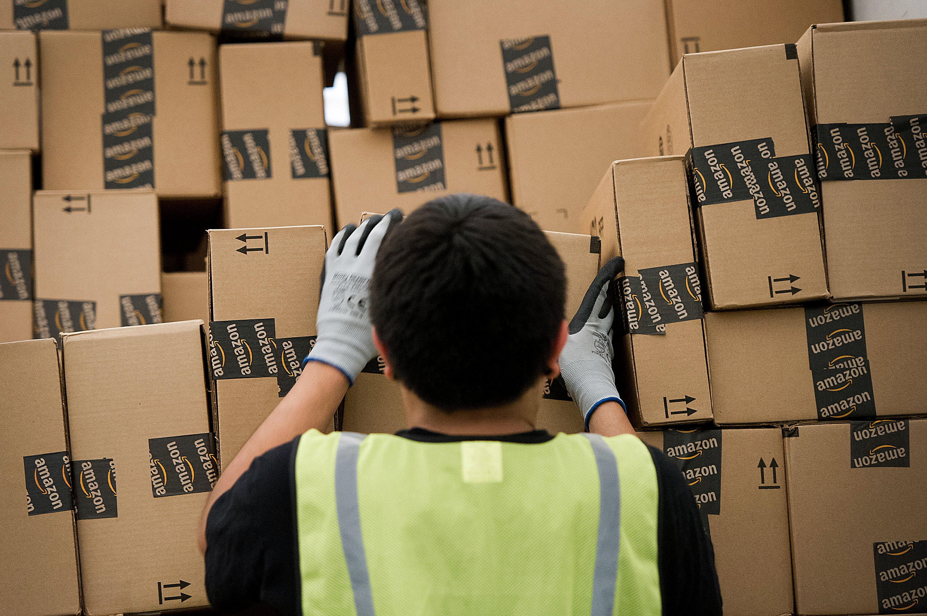 Inside An Amazon.com Distribution Center On Cyber Monday