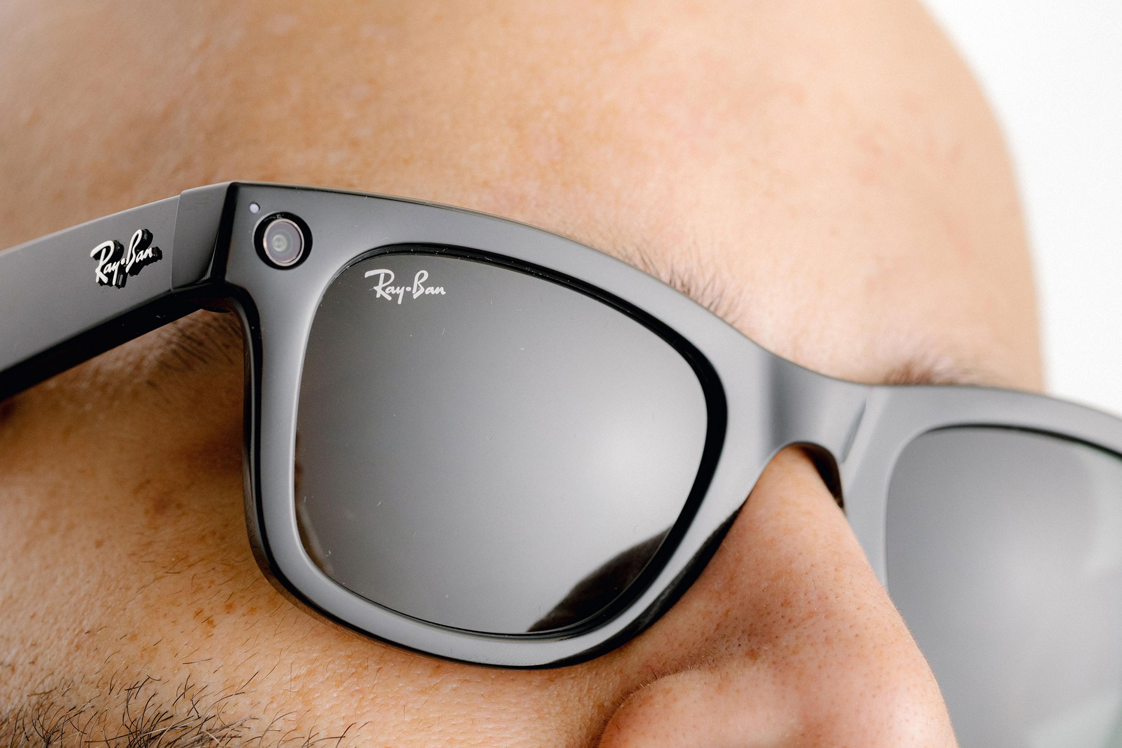 ray-ban facebook